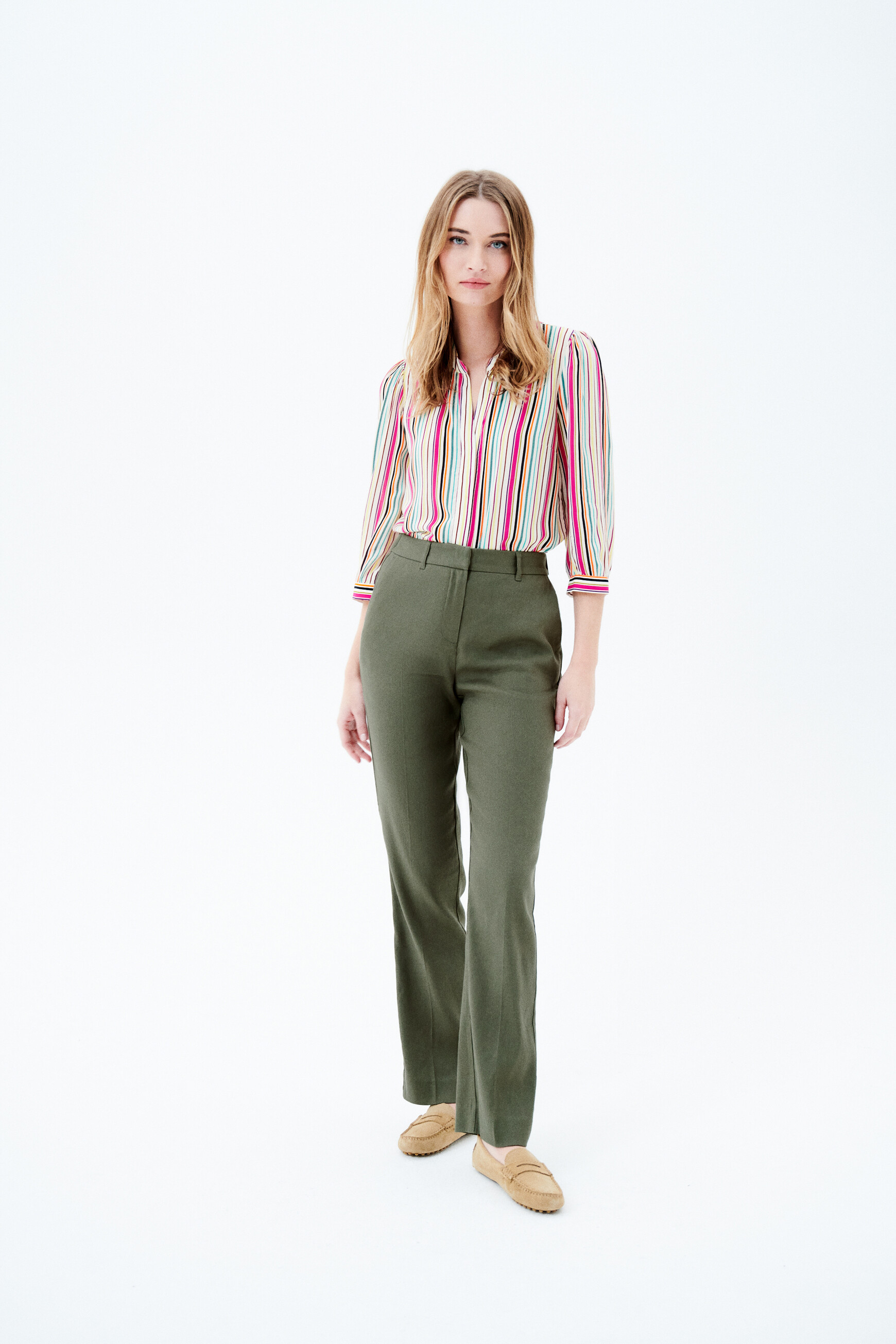 pantalon pierrot vert kaki femme Pantalon pierrot vert kaki femme