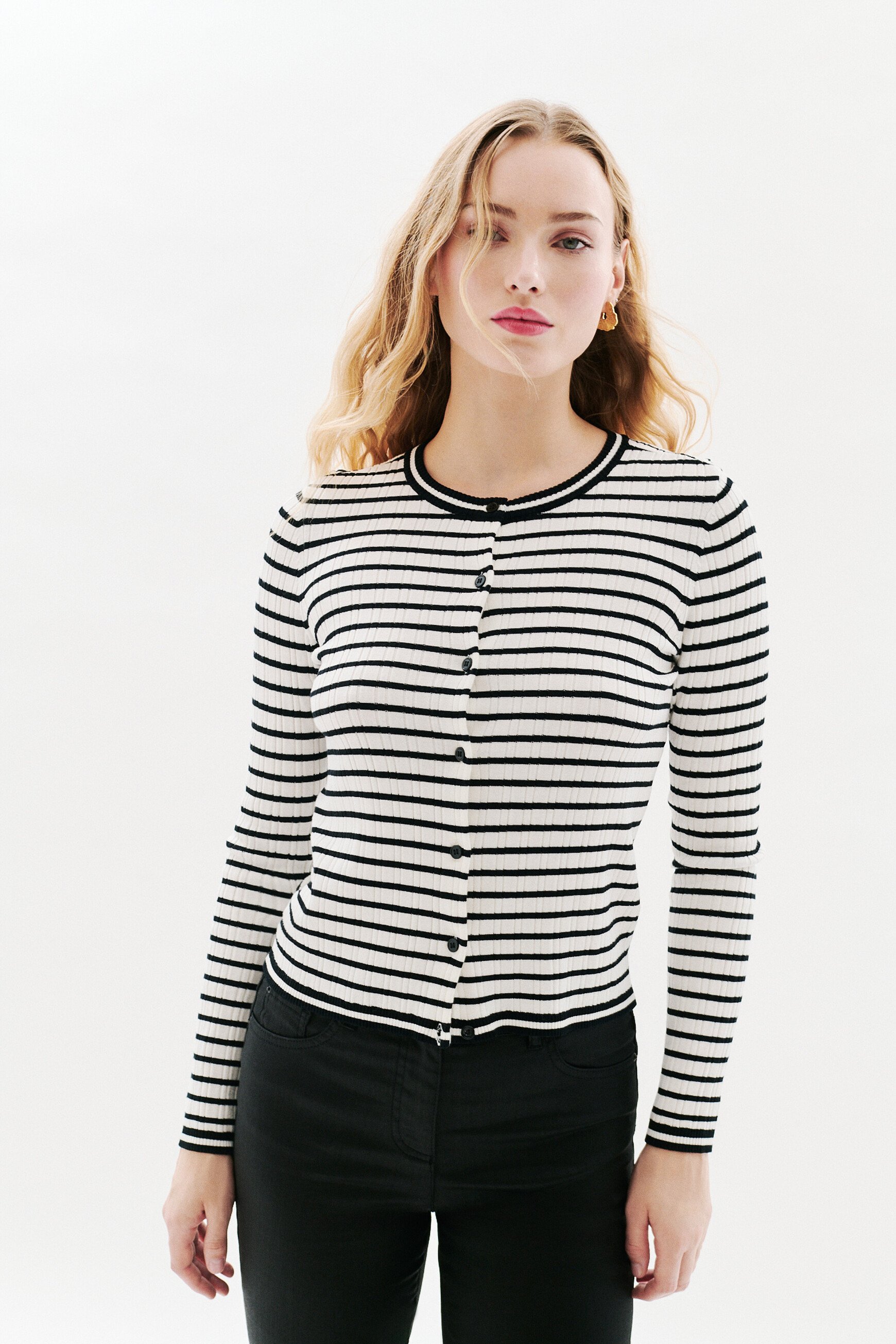 Cardigan Mpepite preto mulher