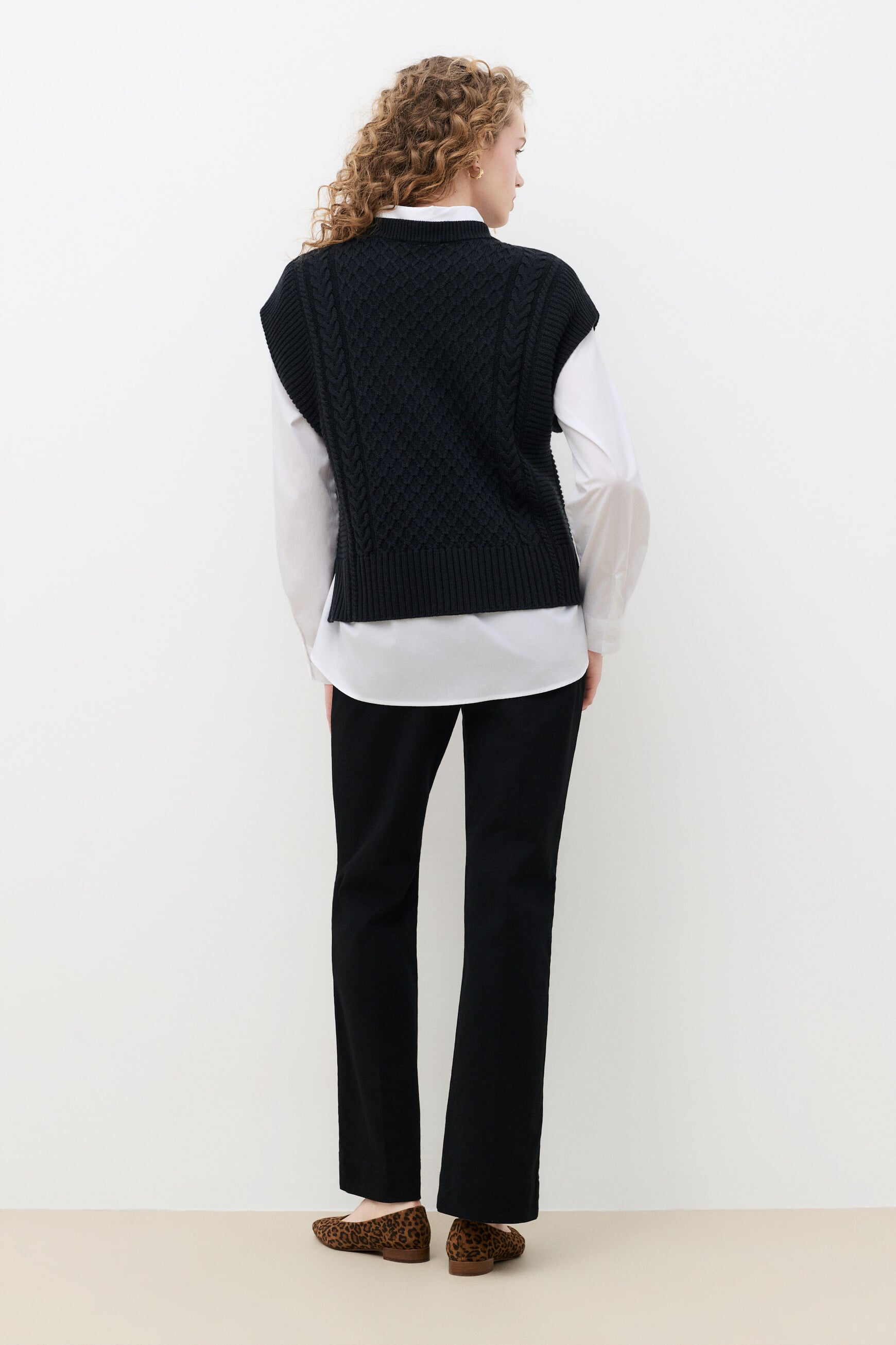 mrudy sweater black woman