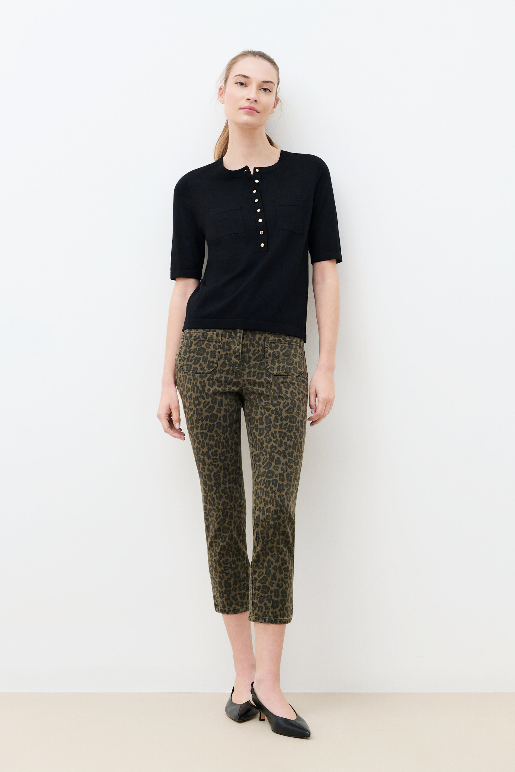 Trui Mconnie zwart vrouw