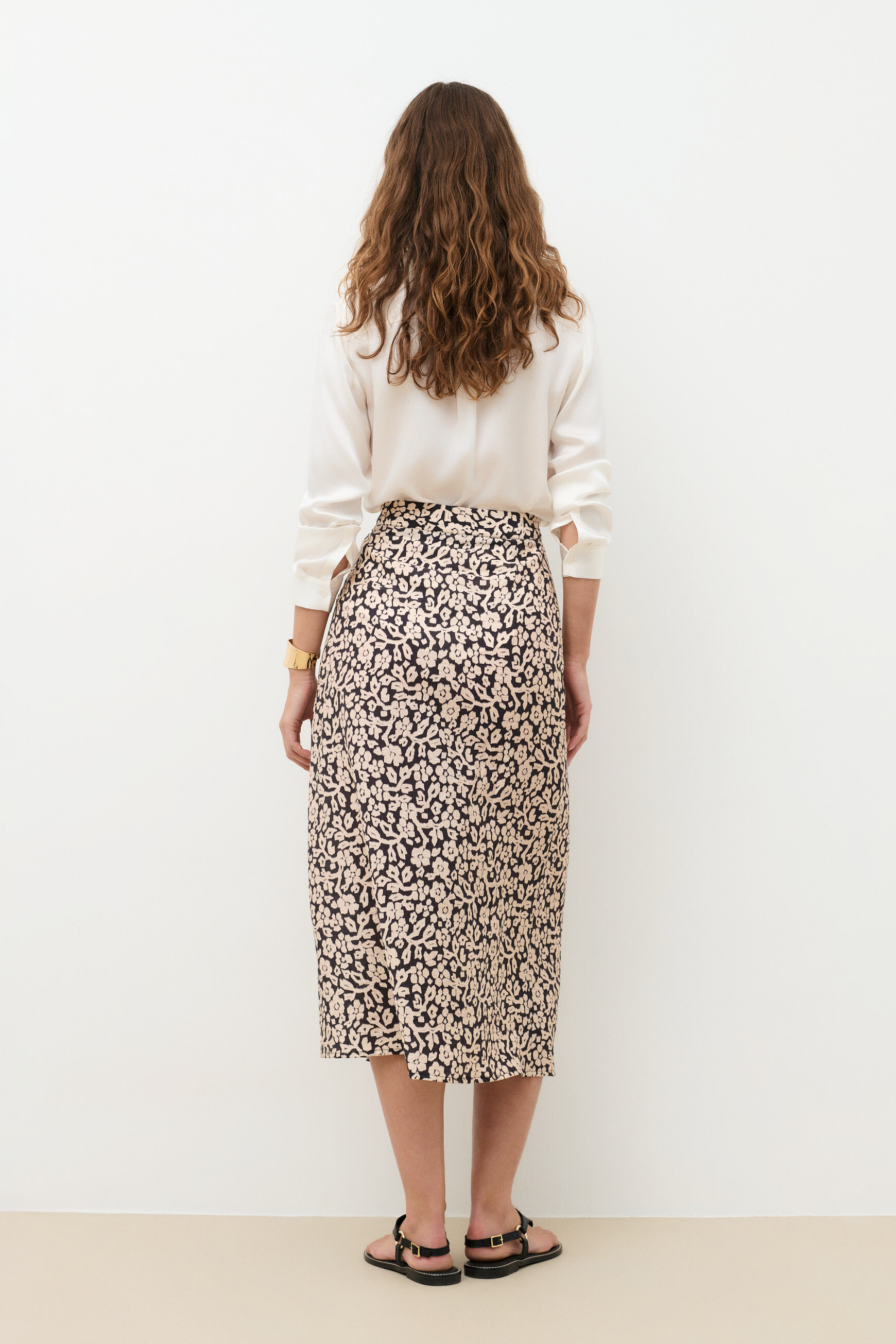 Jeleste skirt black woman