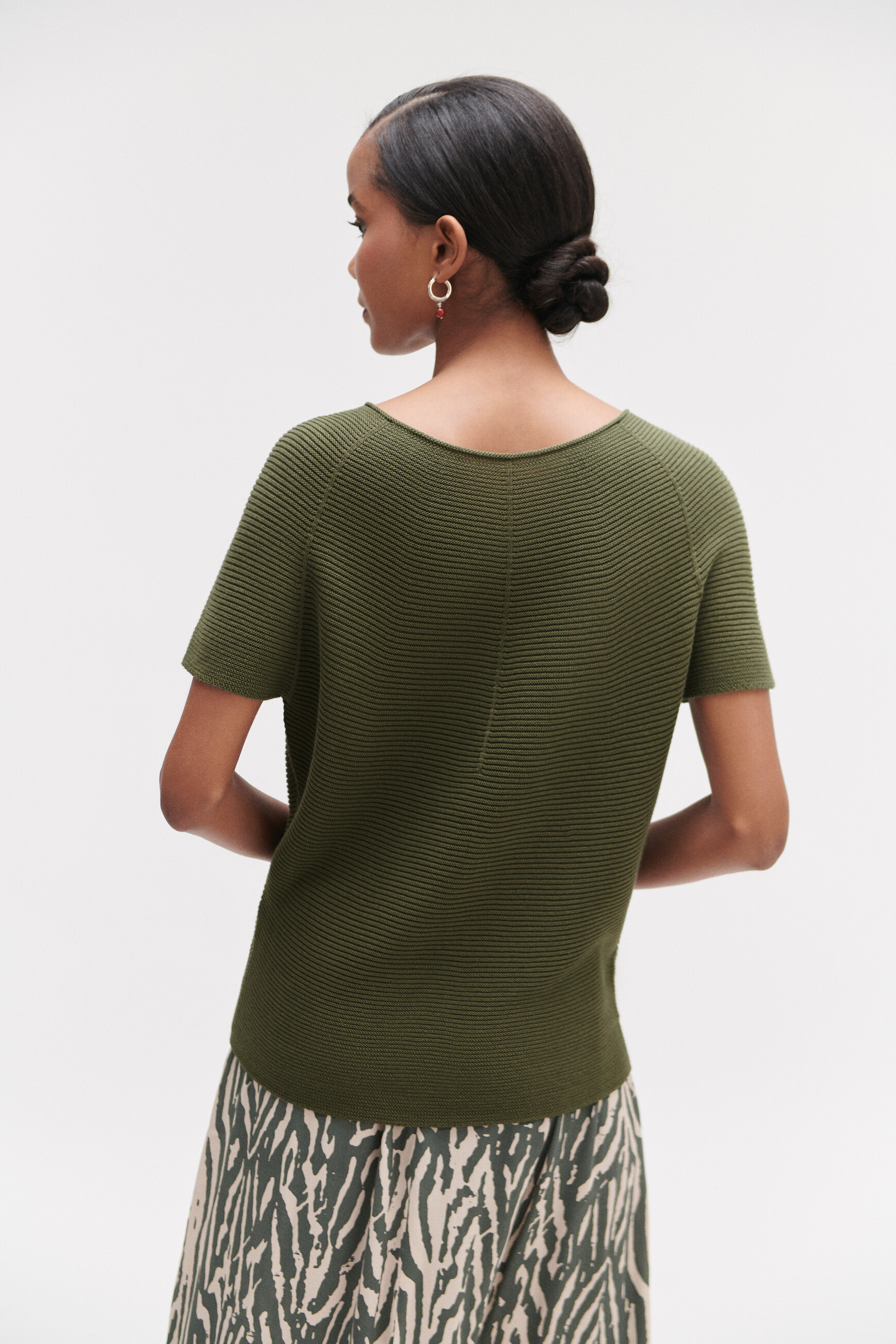 pull nathan en maille fantaisie vert kaki femme pull nathan en maille fantaisie vert kaki femme