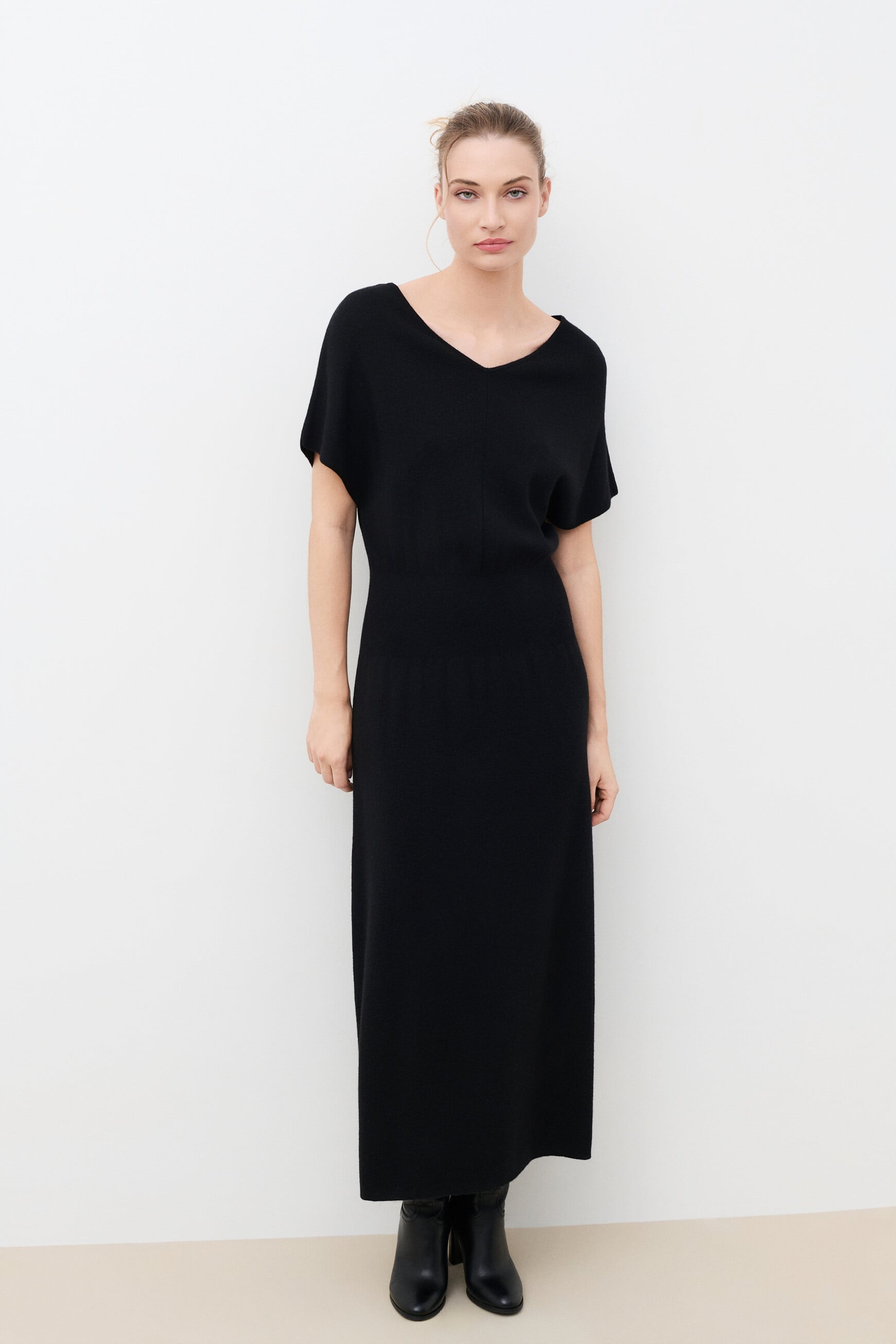 Rgaby dress black woman