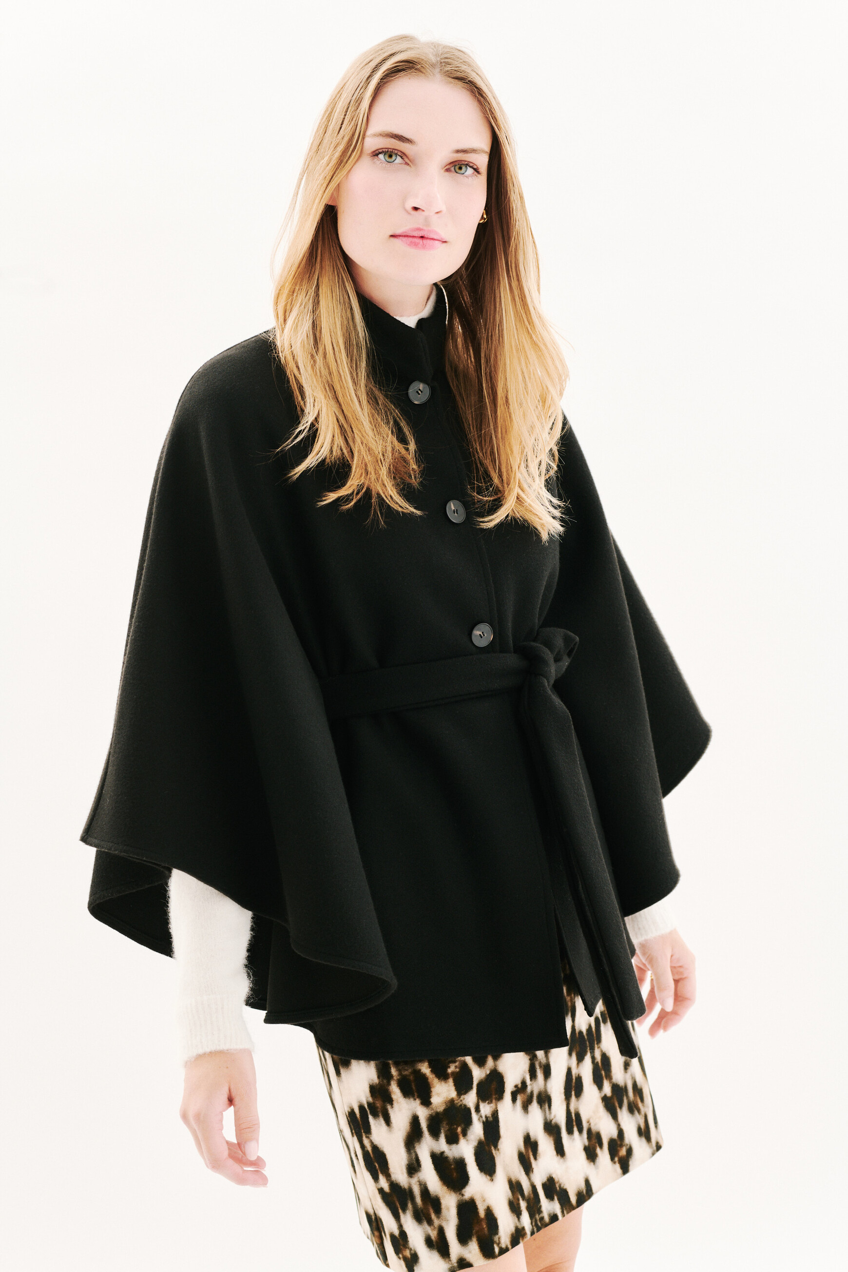 poncho hacaro uni noir femme Poncho hacaro uni noir femme