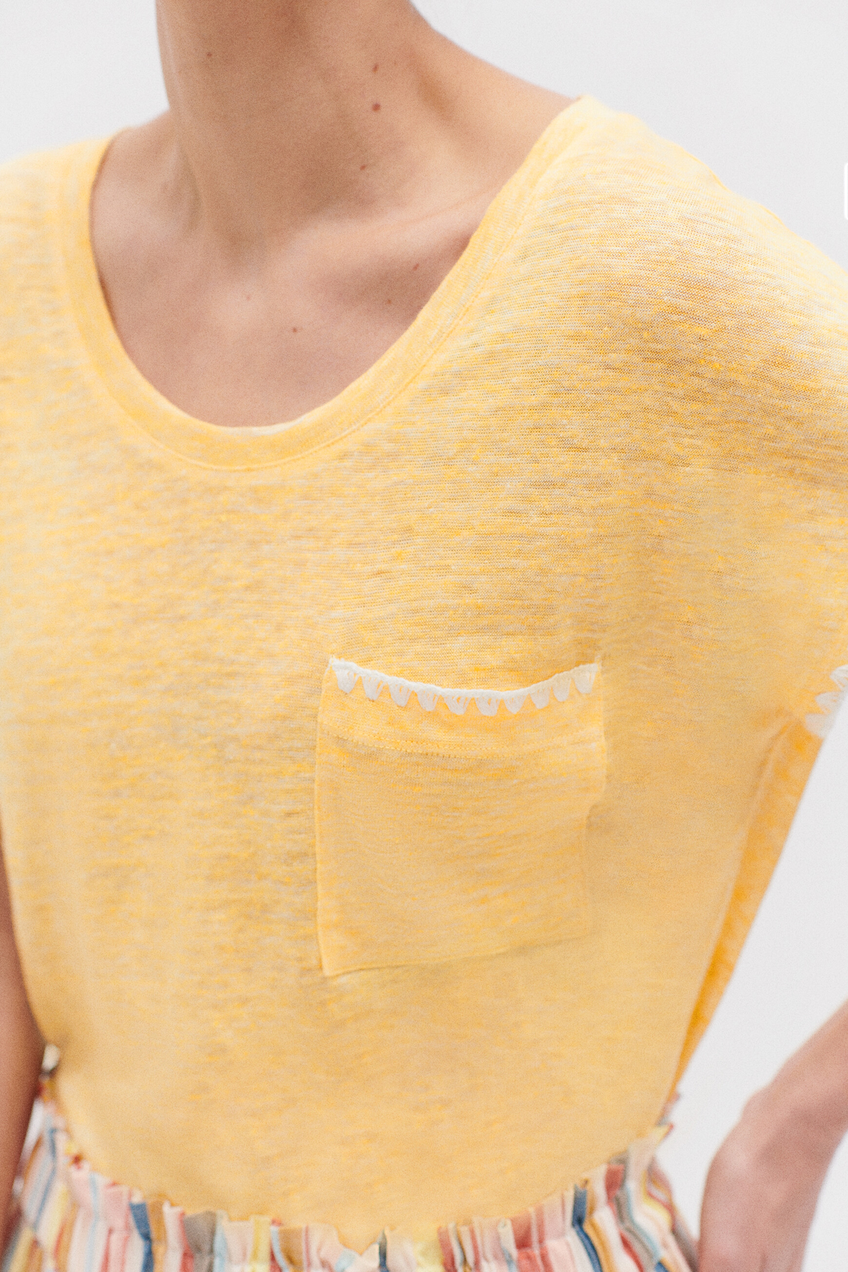 t shirt evita 100 lin jaune or femme t-shirt evita 100% lin jaune or femme