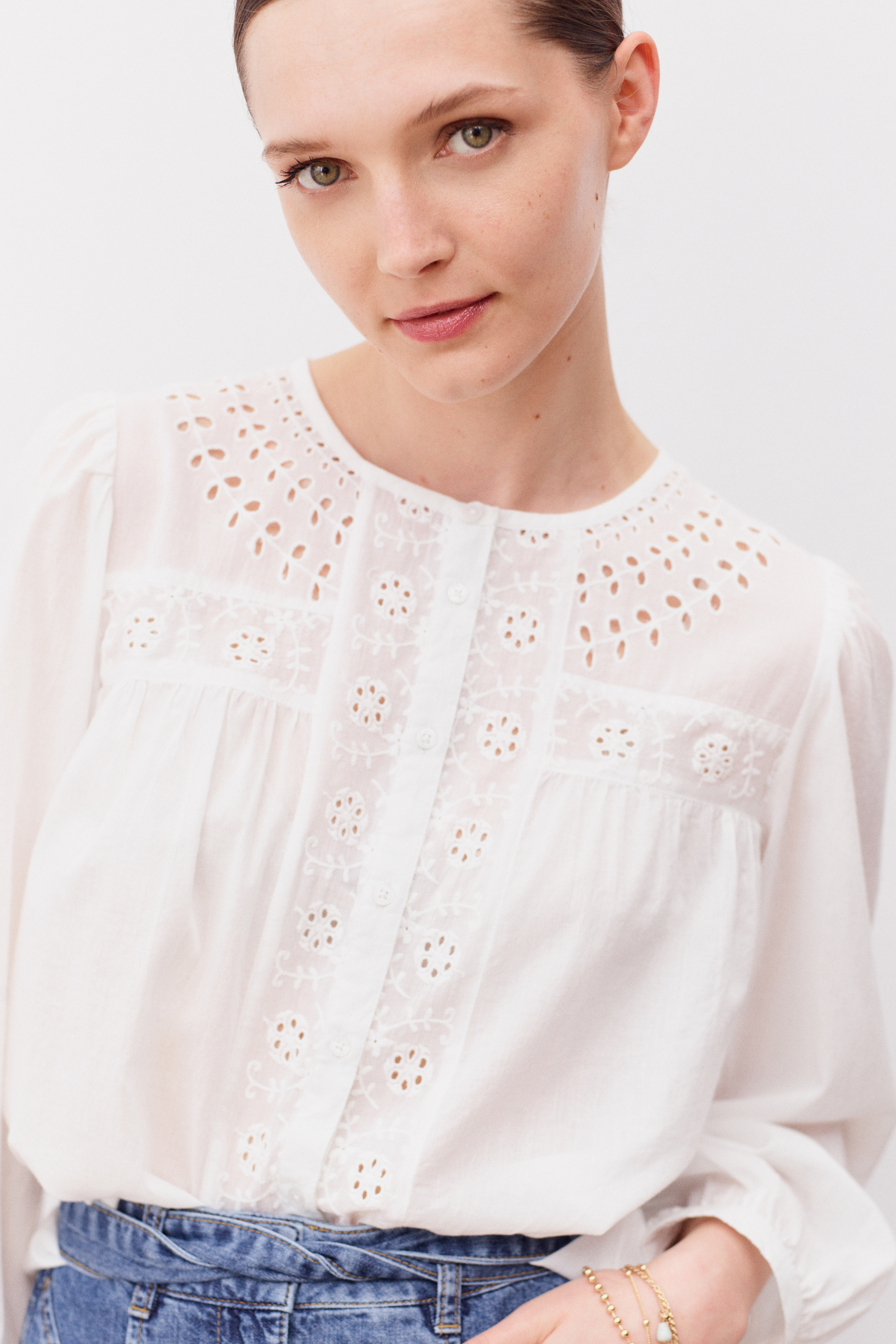 camiseiro brady branco mulher Camiseiro Brady branco mulher