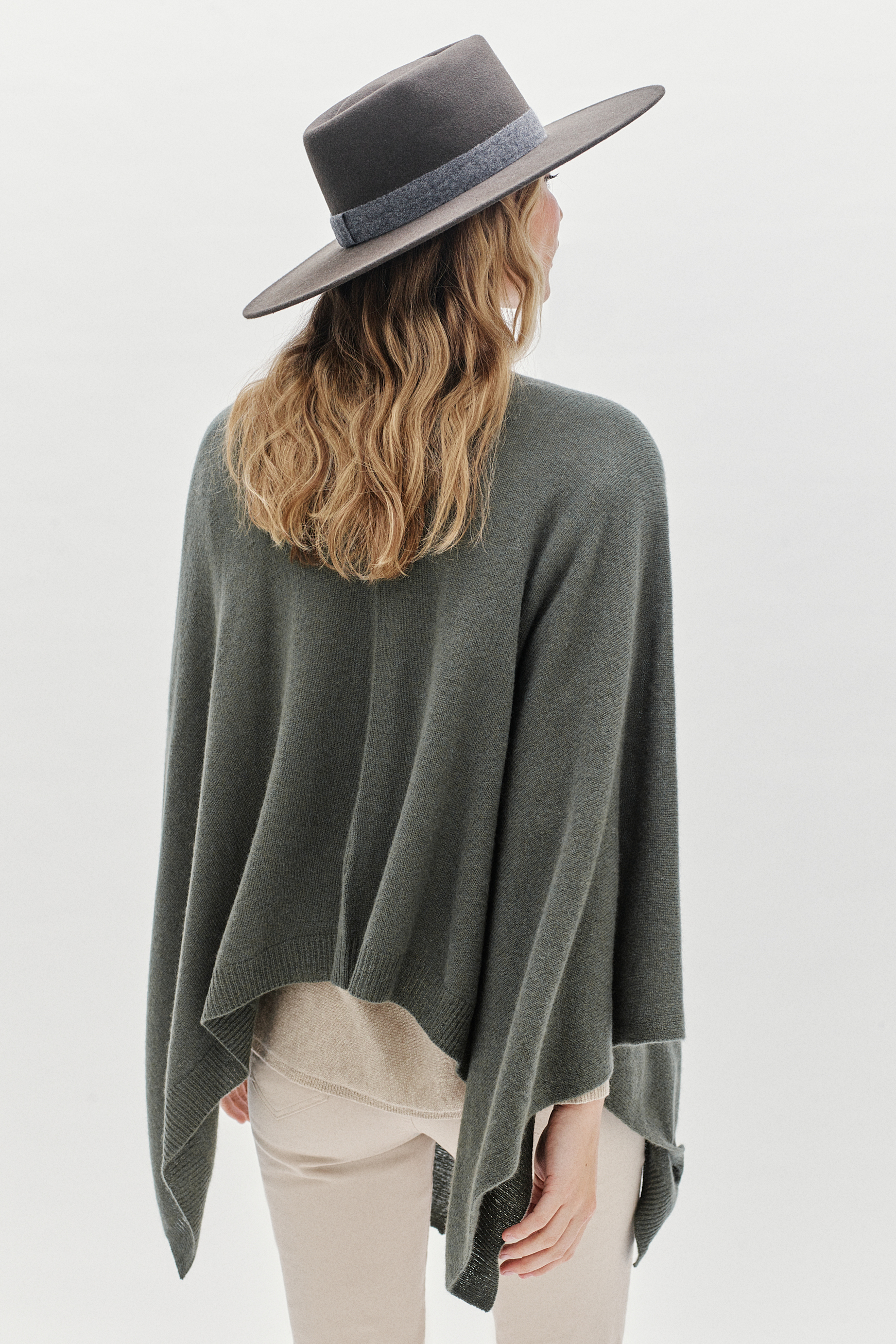 poncho harry 100 cachemire vert kaki femme poncho harry 100% cachemire vert kaki femme