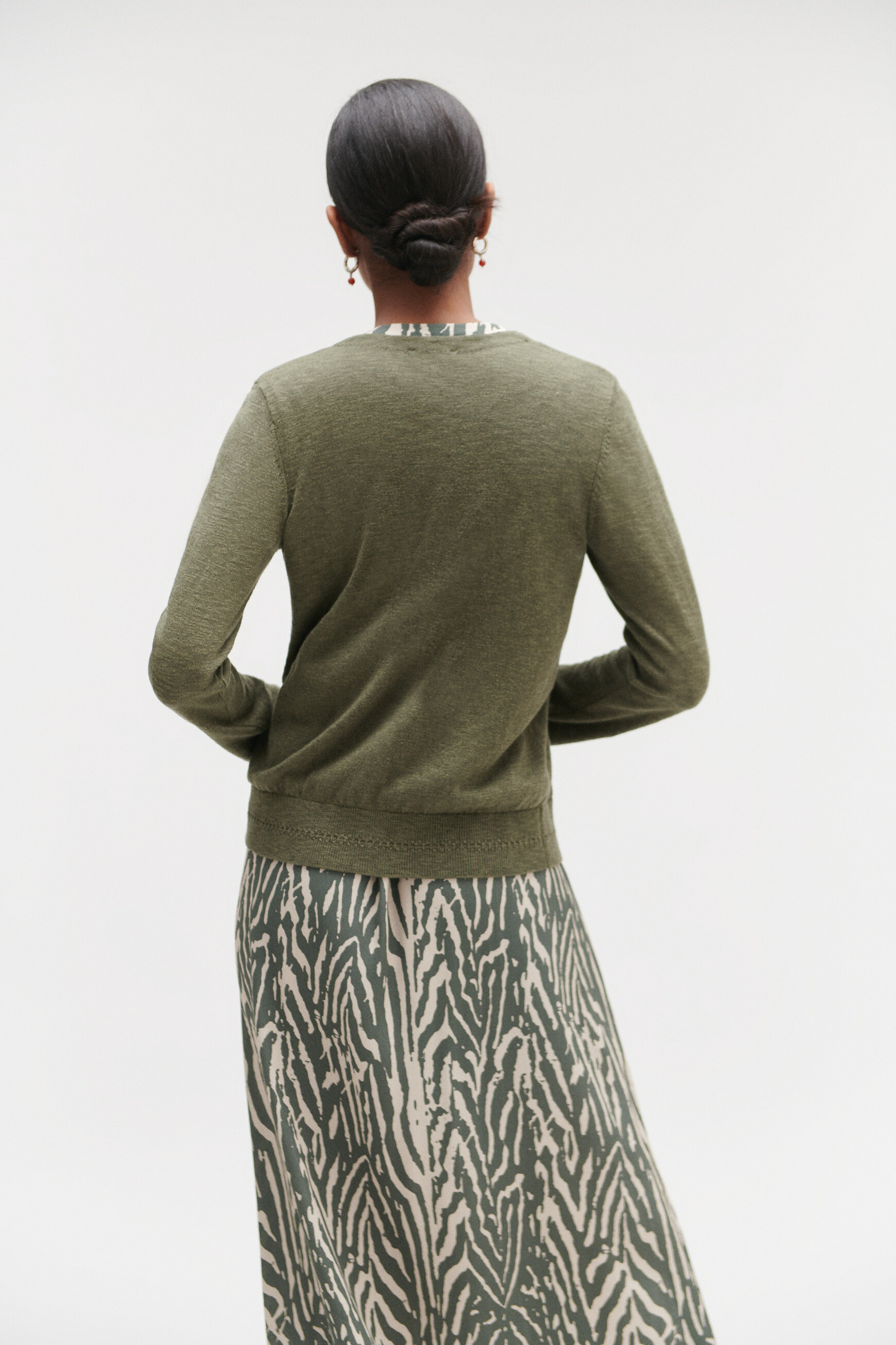 cardigan blondine vert kaki femme Cardigan blondine vert kaki femme