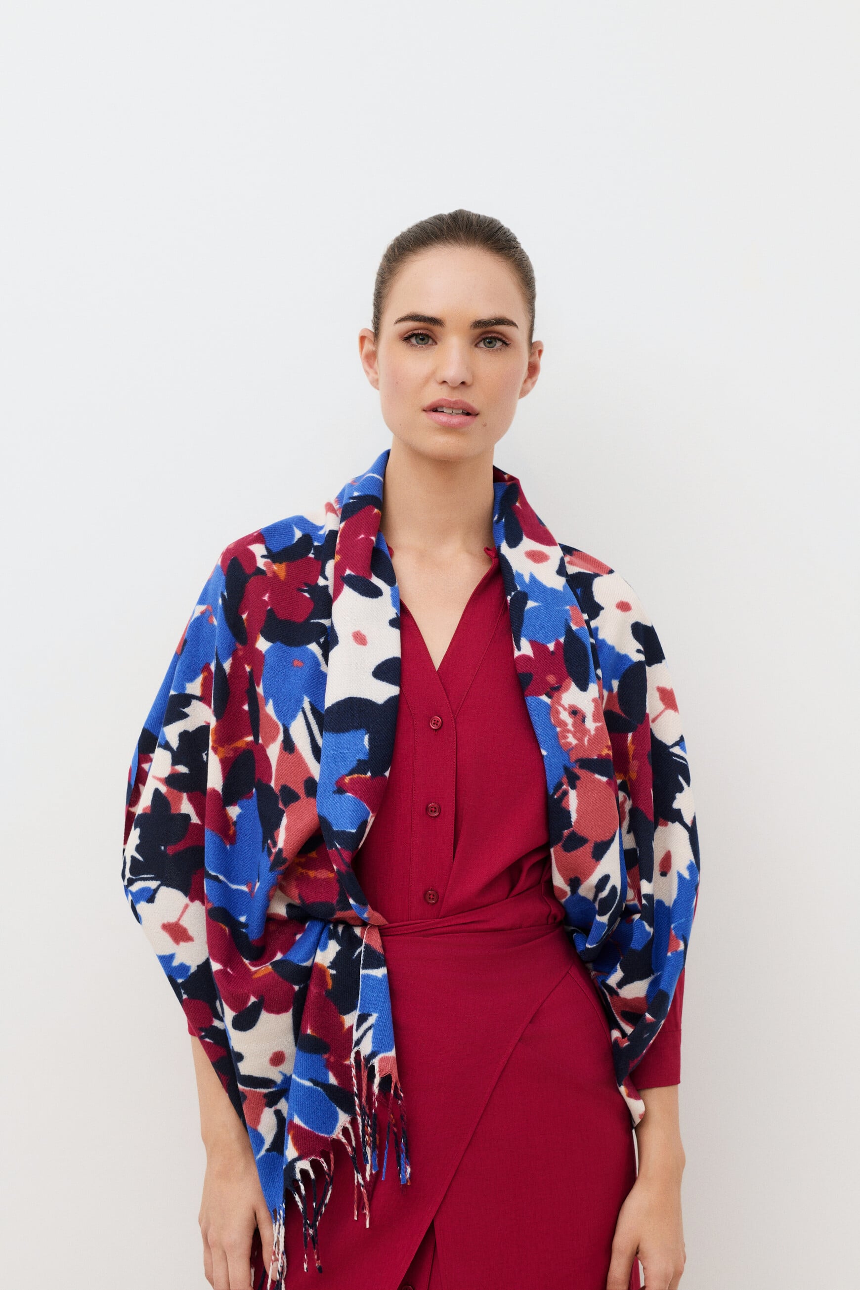 Bufanda Martiflor azul real mujer