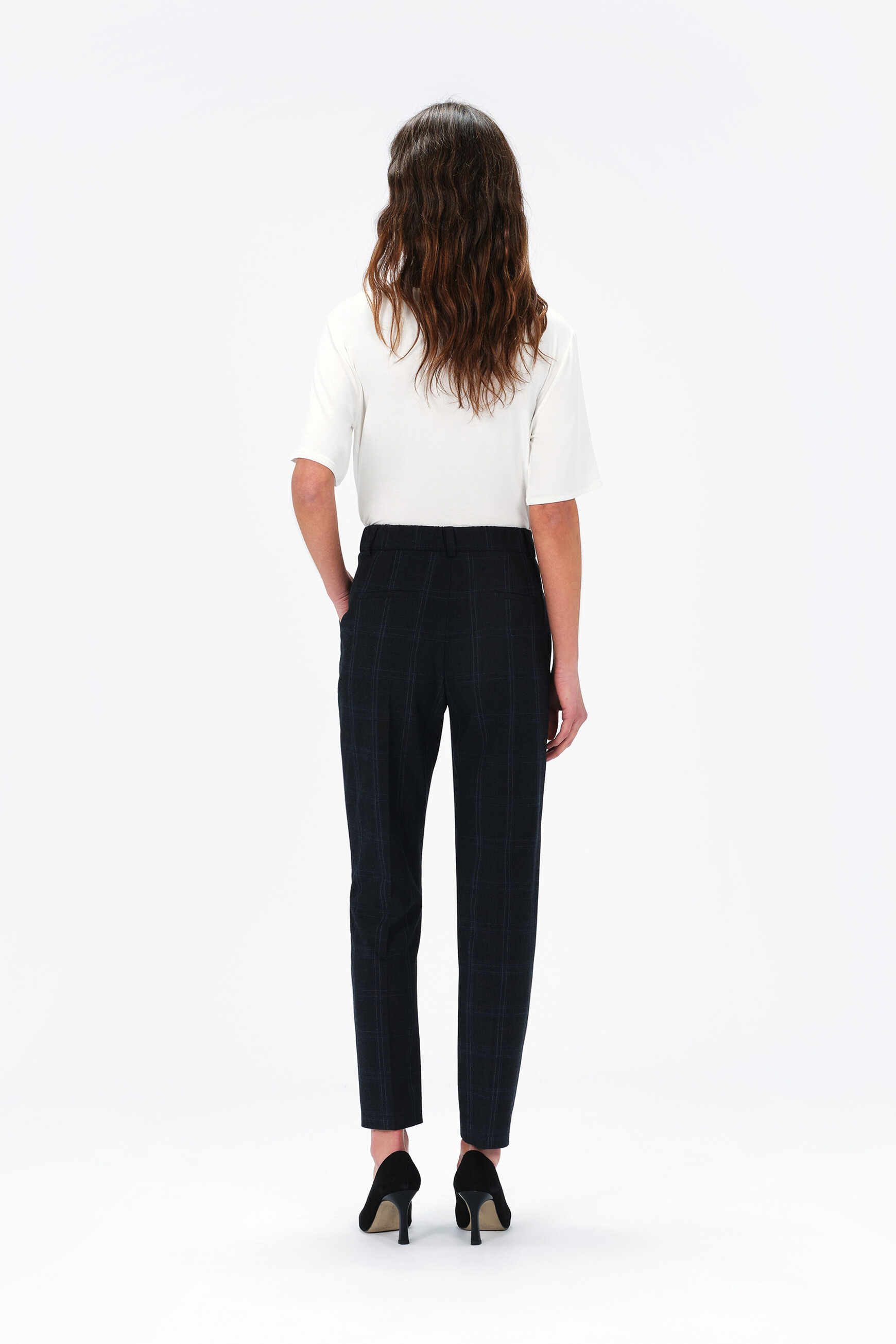 Pantalon gris foncé femme hotsell