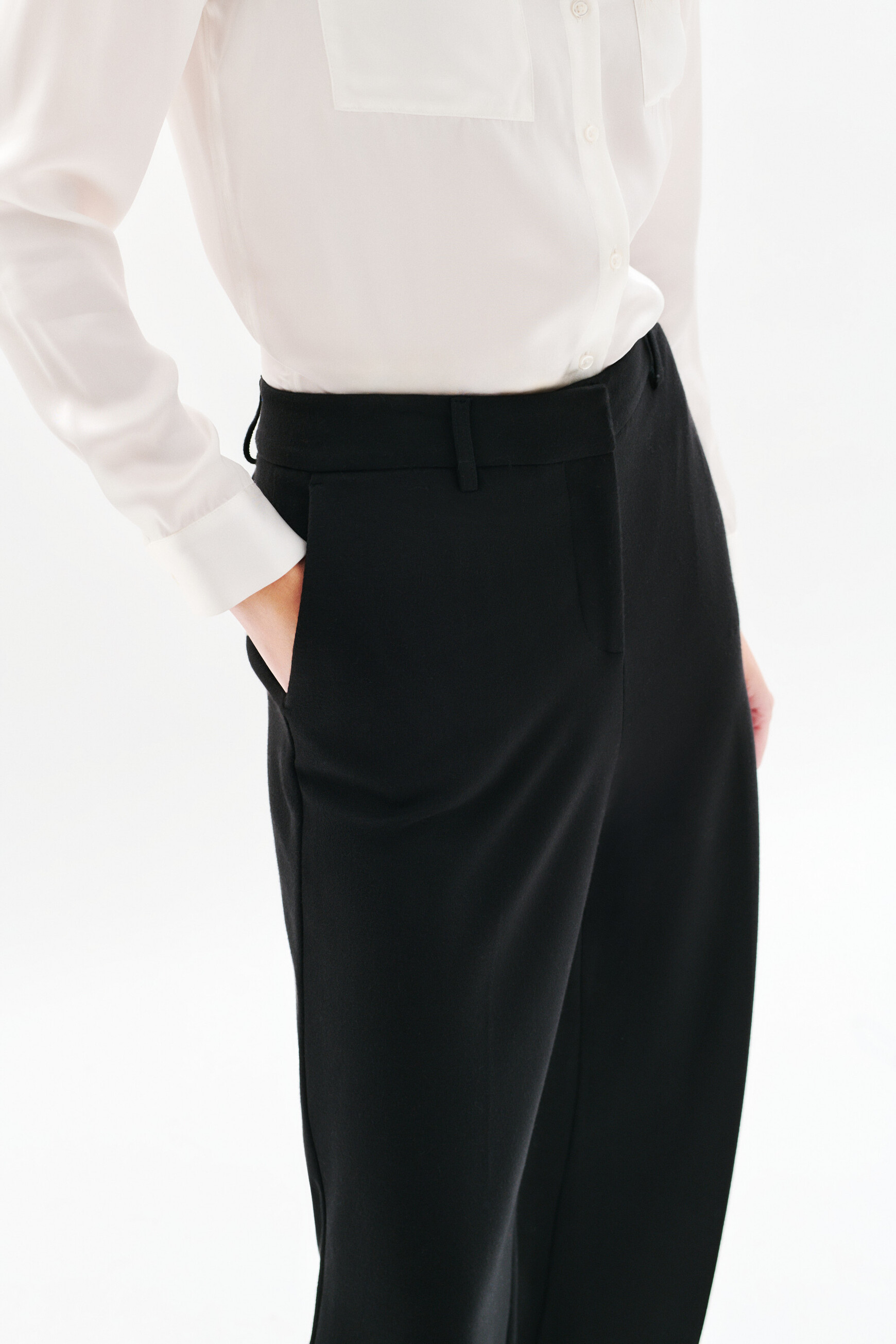 pantalon plea noir femme Pantalon plea noir femme