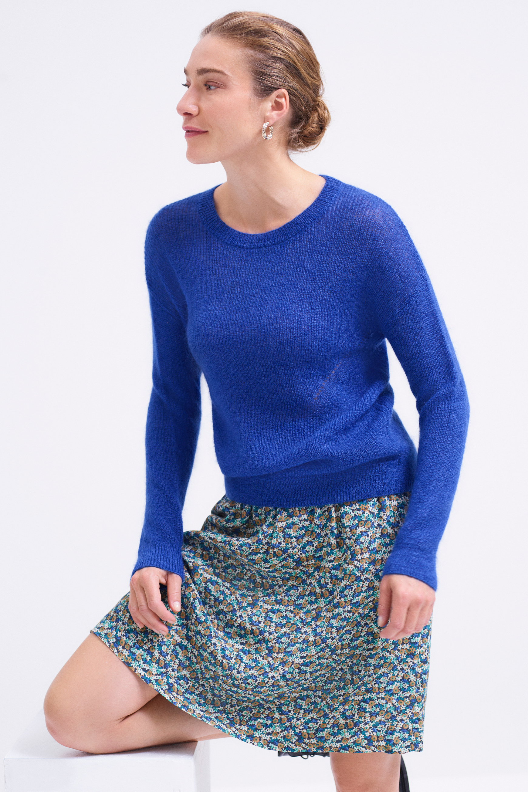 Pull Viscose/polyamide Bleu Roi Mise Au Green Taille 42 - Col V, Occasion En Très Bon état