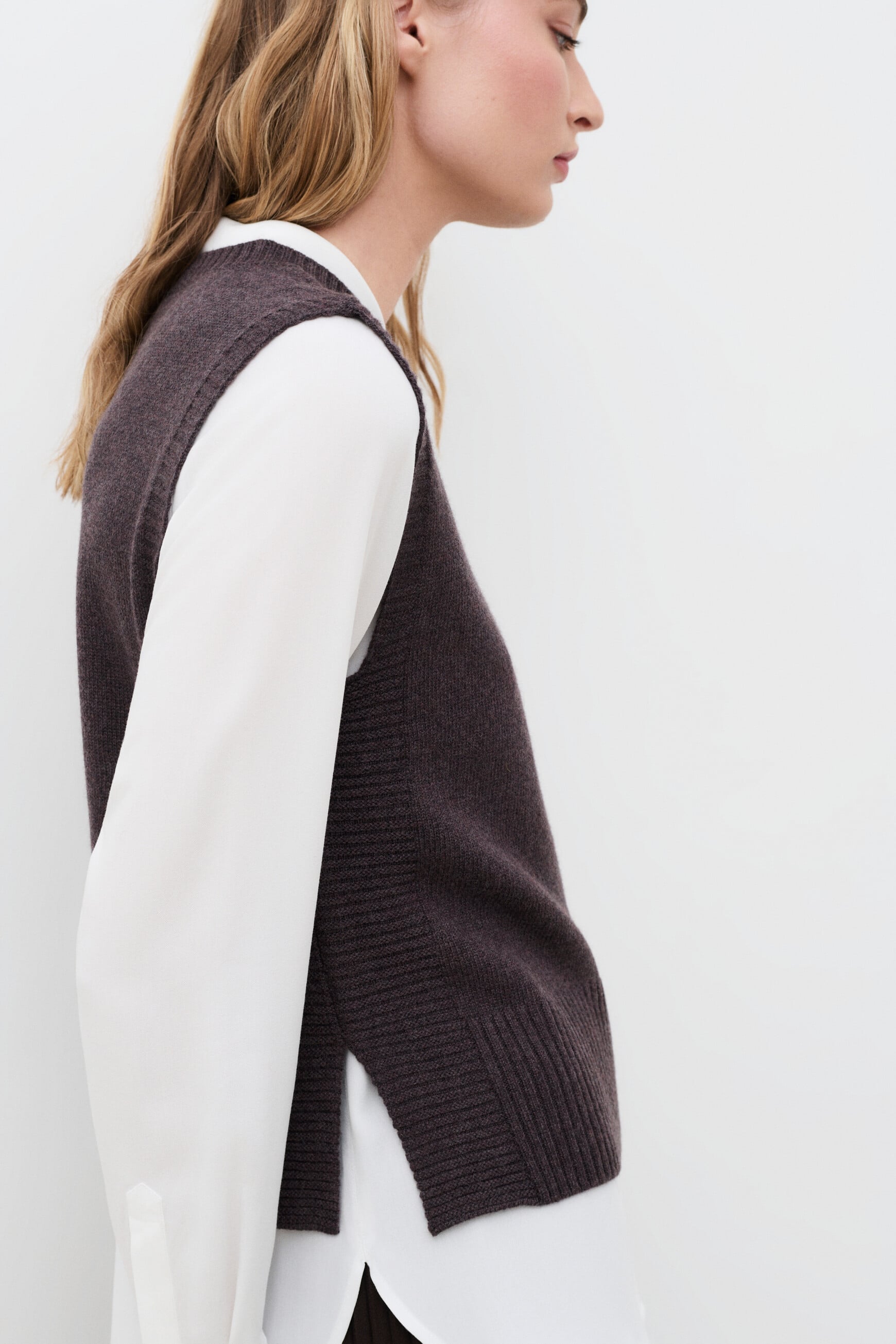 Mwillie sweater dark brown woman