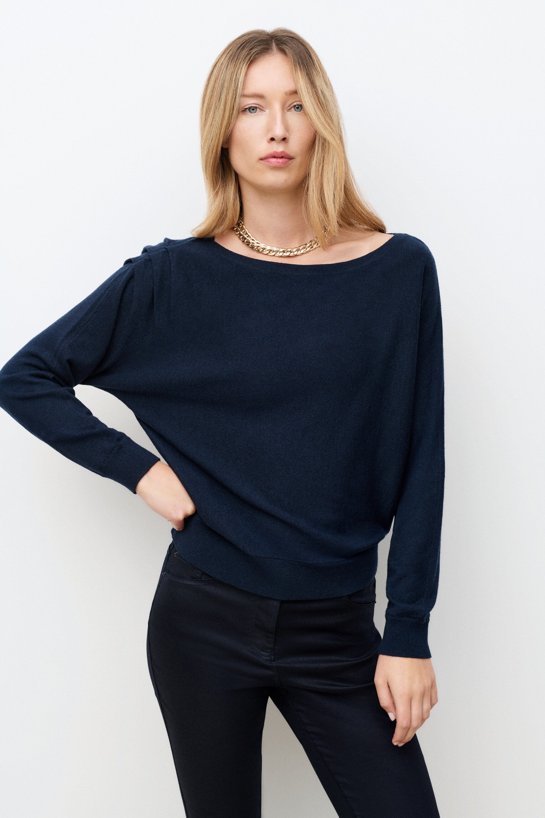 Pull Mvaleria bleu marine femme