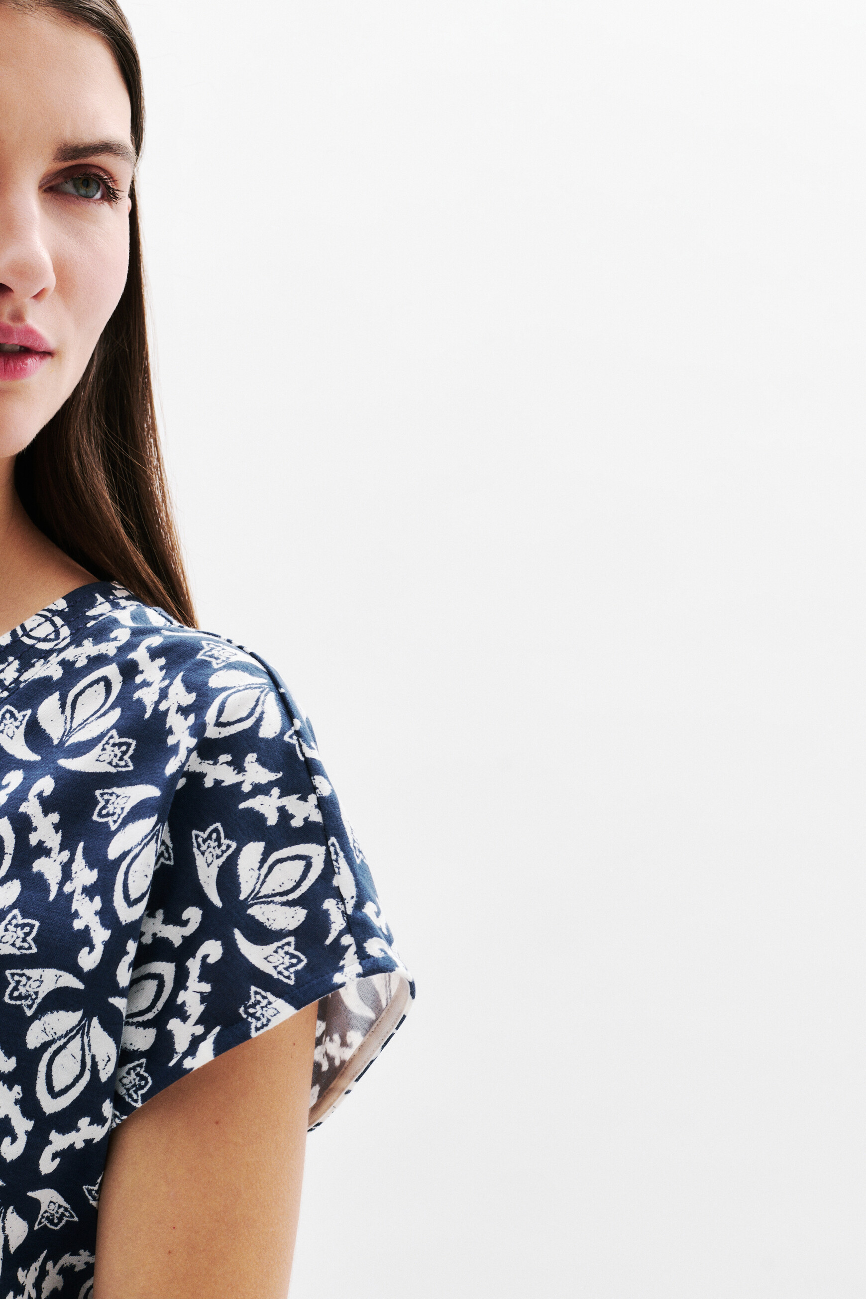 tikat t shirt denim stone vrouw Tikat t-shirt denim stone vrouw