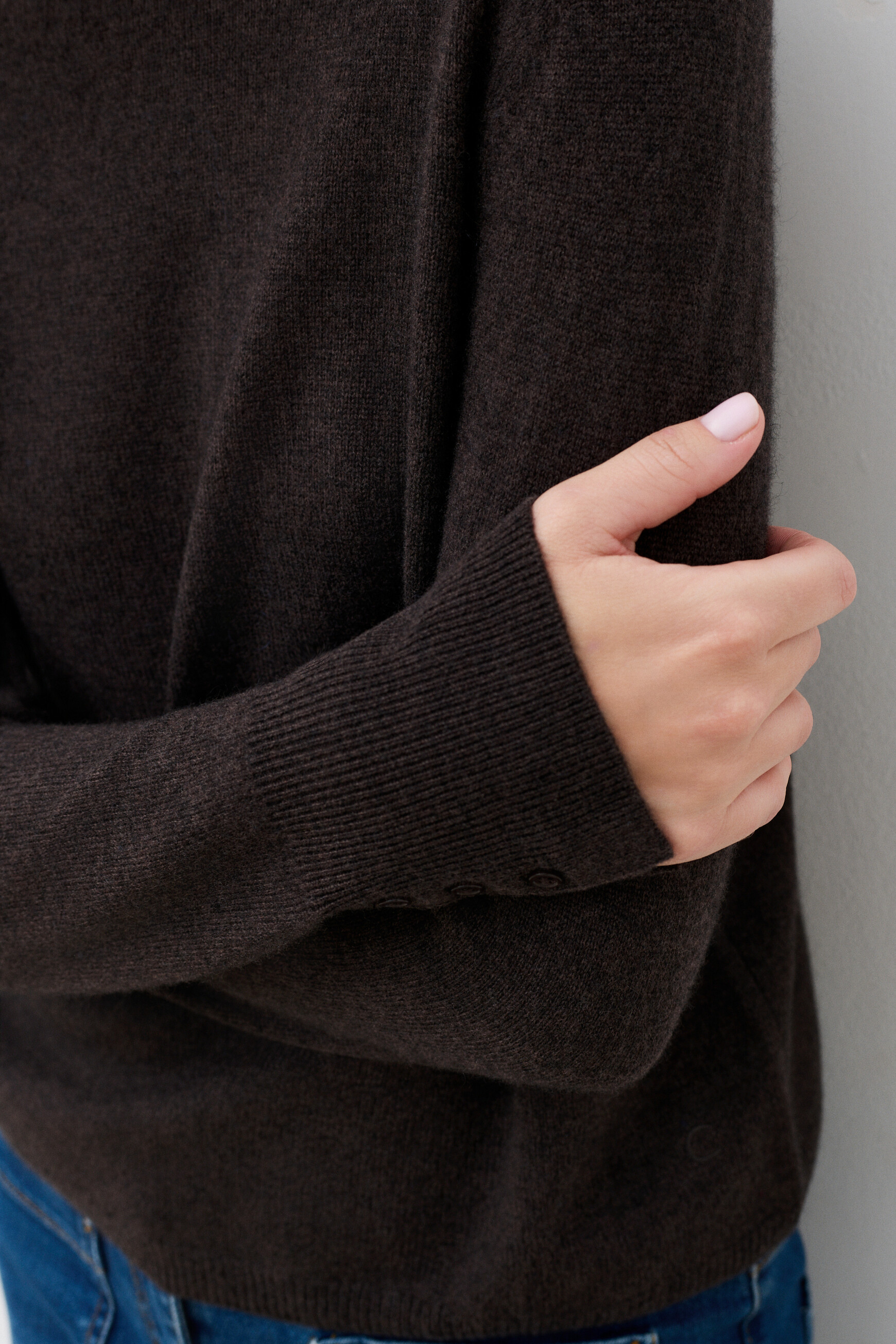 Pull mzoan 100% cachemire marron fonc&eacute; femme