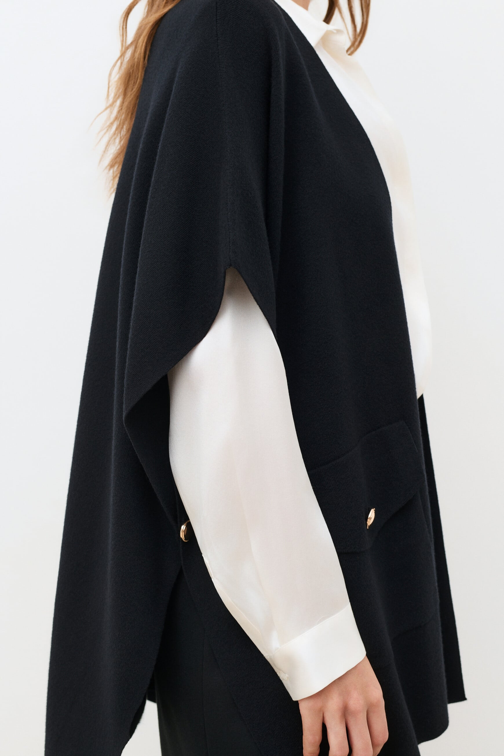 Poncho Hegil noir femme