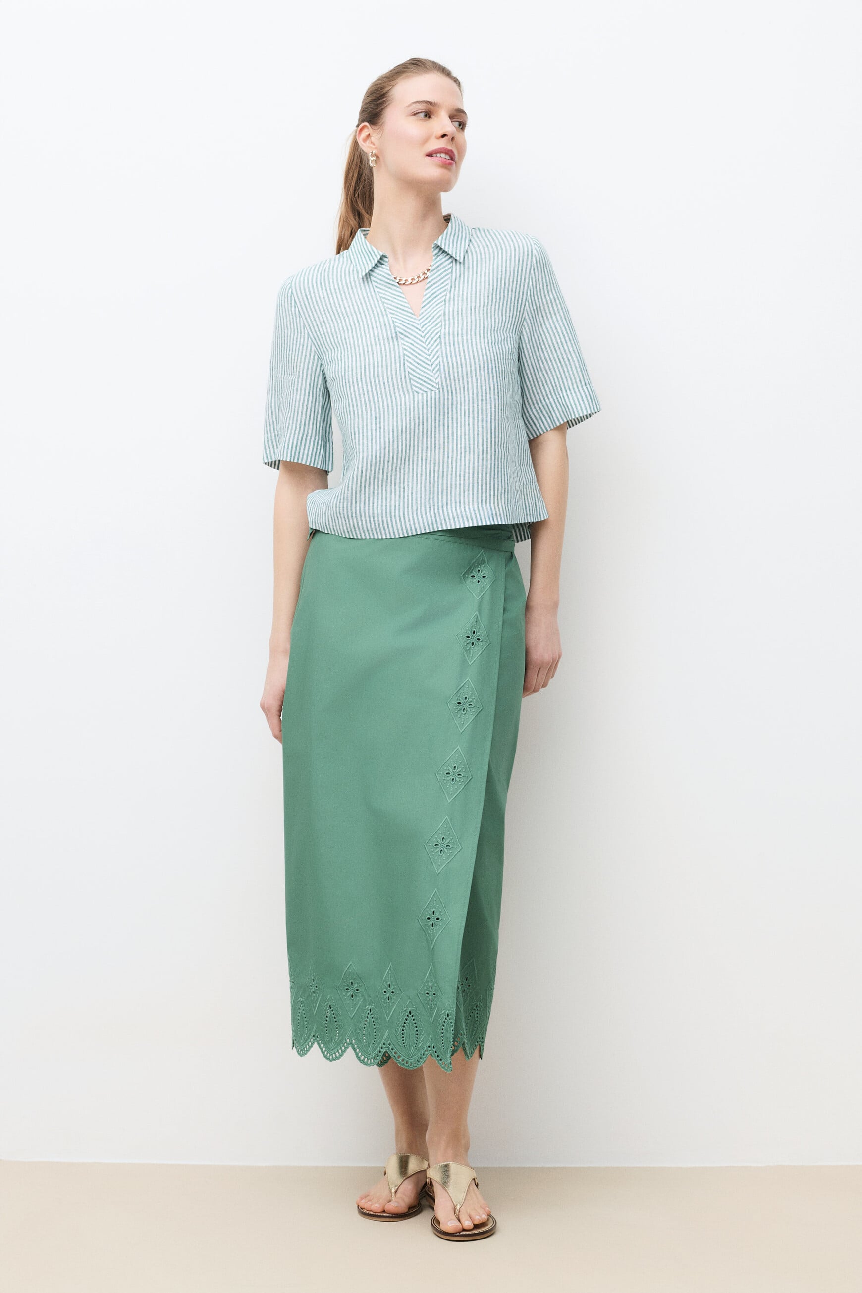 Camisa Cvanille 100% linho verde mulher