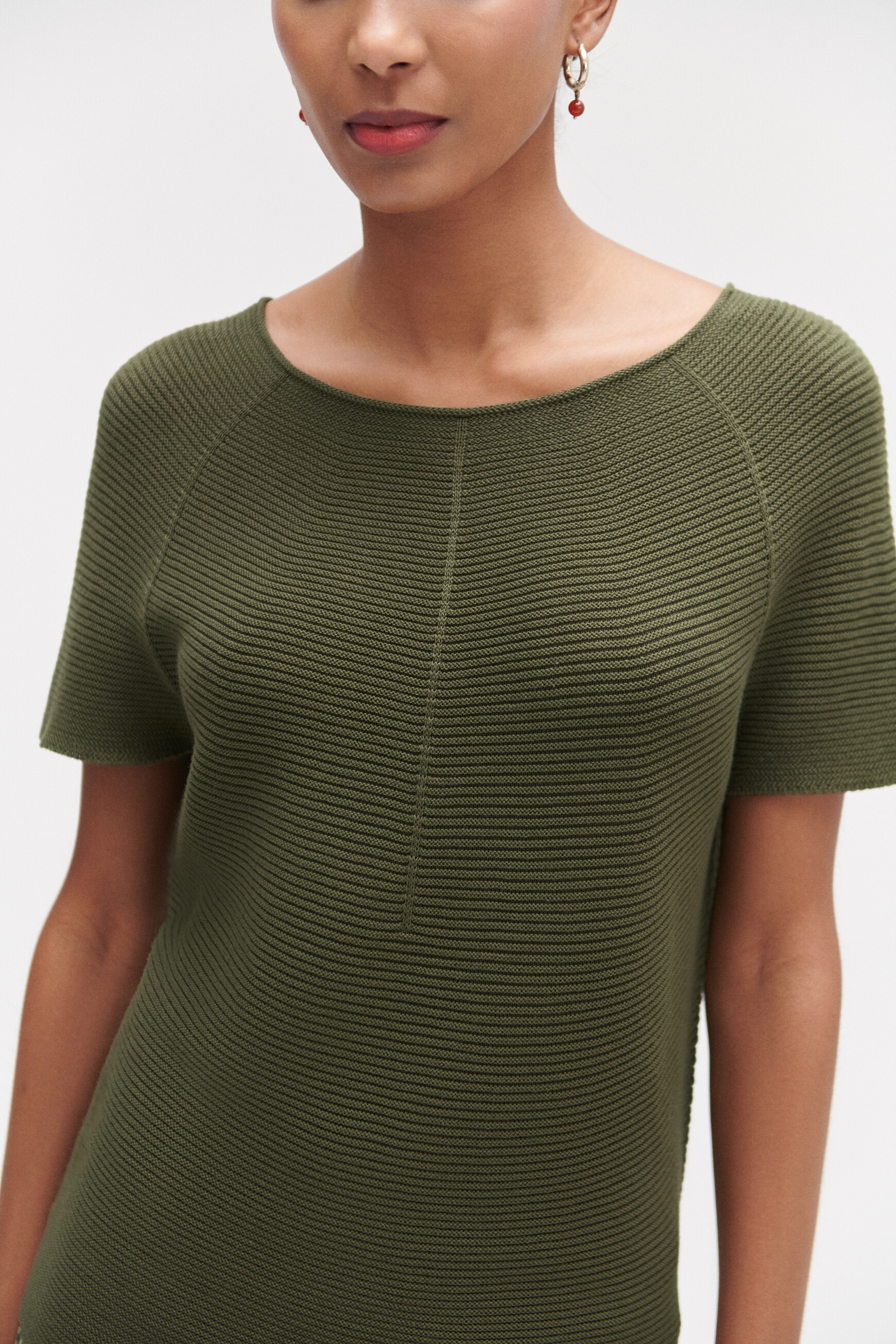 pull nathan en maille fantaisie vert kaki femme pull nathan en maille fantaisie vert kaki femme