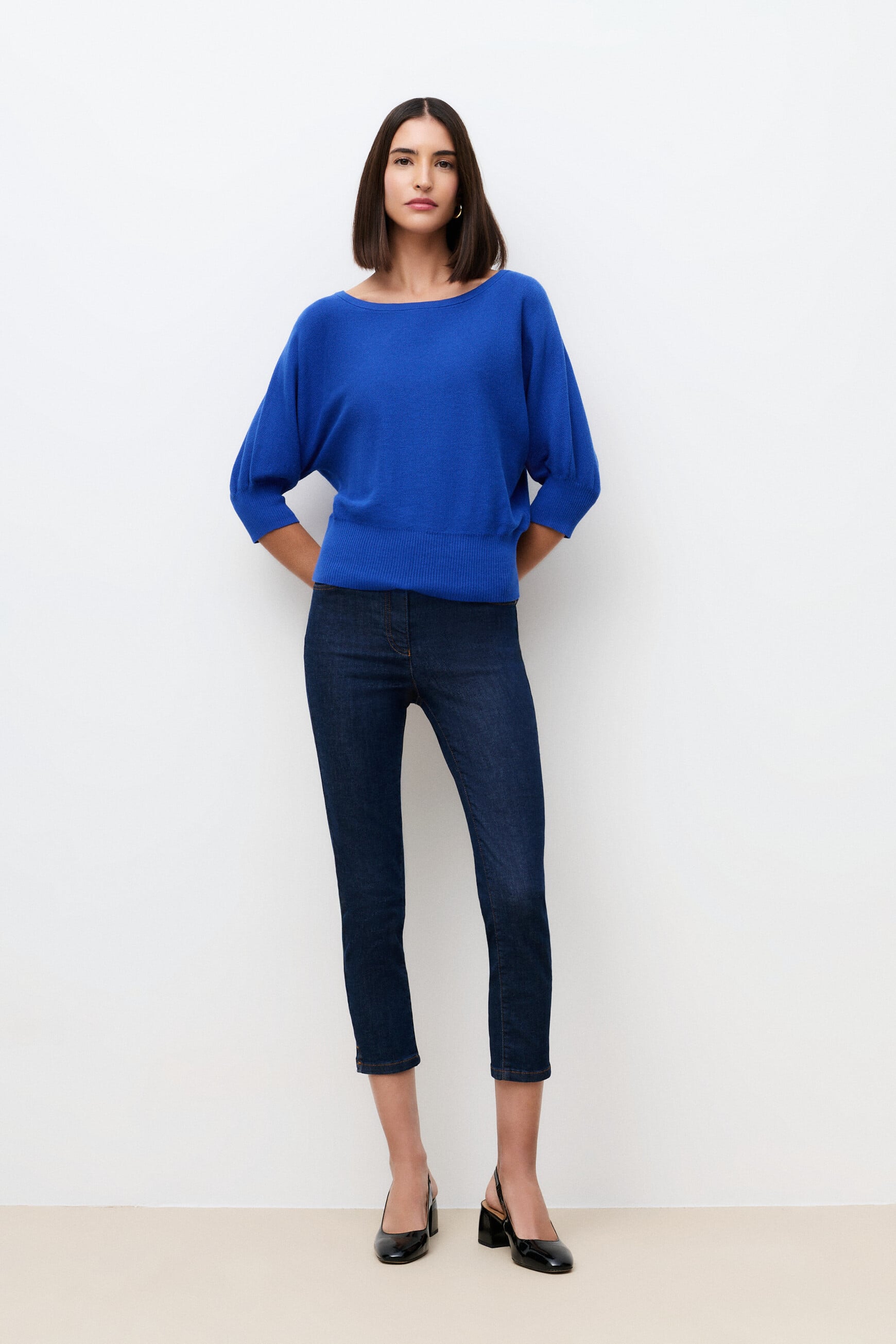 Joan oversized sweater electric blue woman
