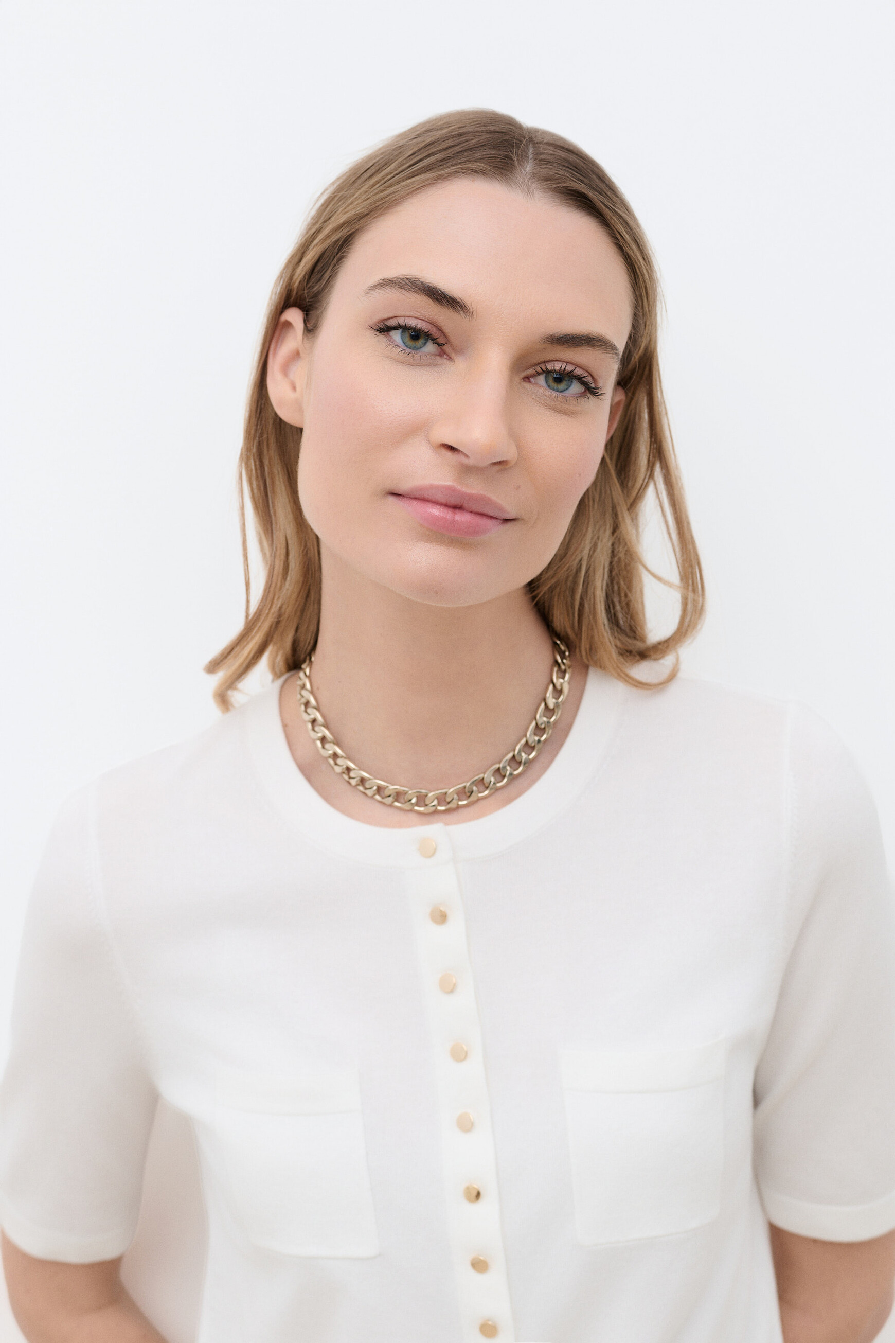 Malha Mconnie cru mulher