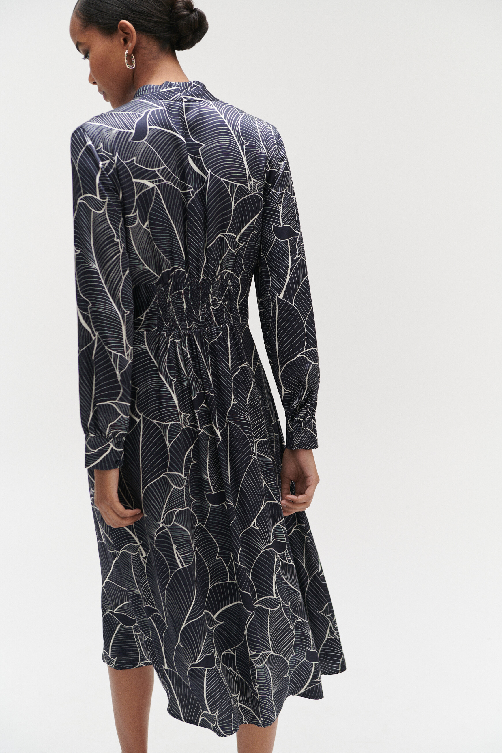 robe liviane boutonnee bleu marine femme Robe liviane boutonnée bleu marine femme