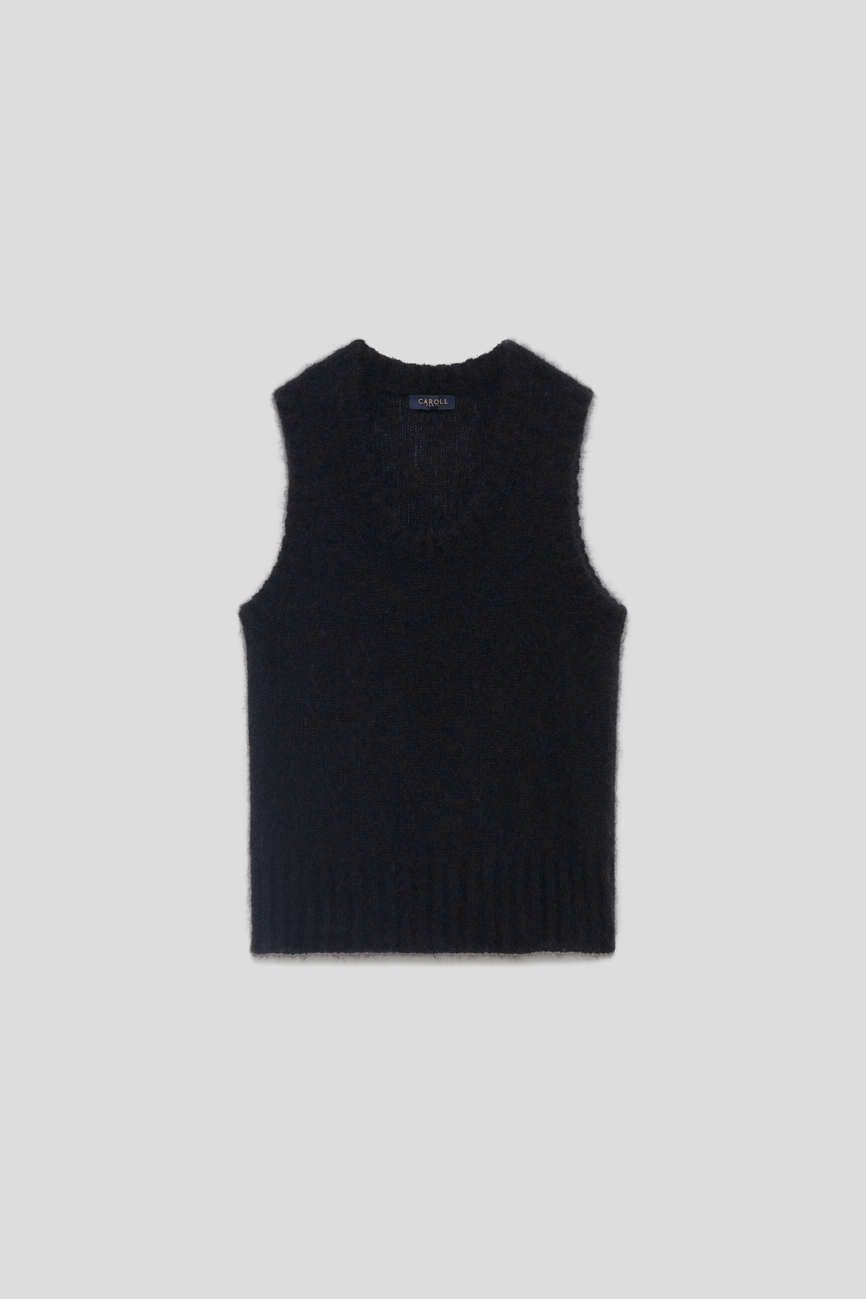 Mvanya sweater black woman