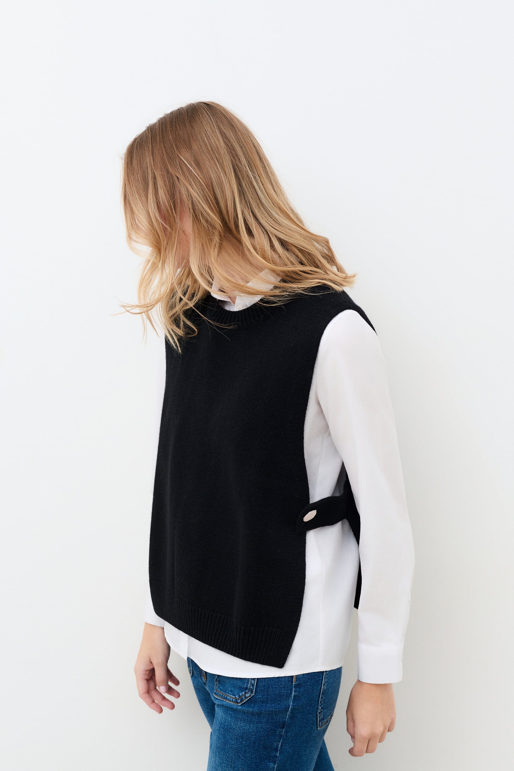 hevy poncho black woman