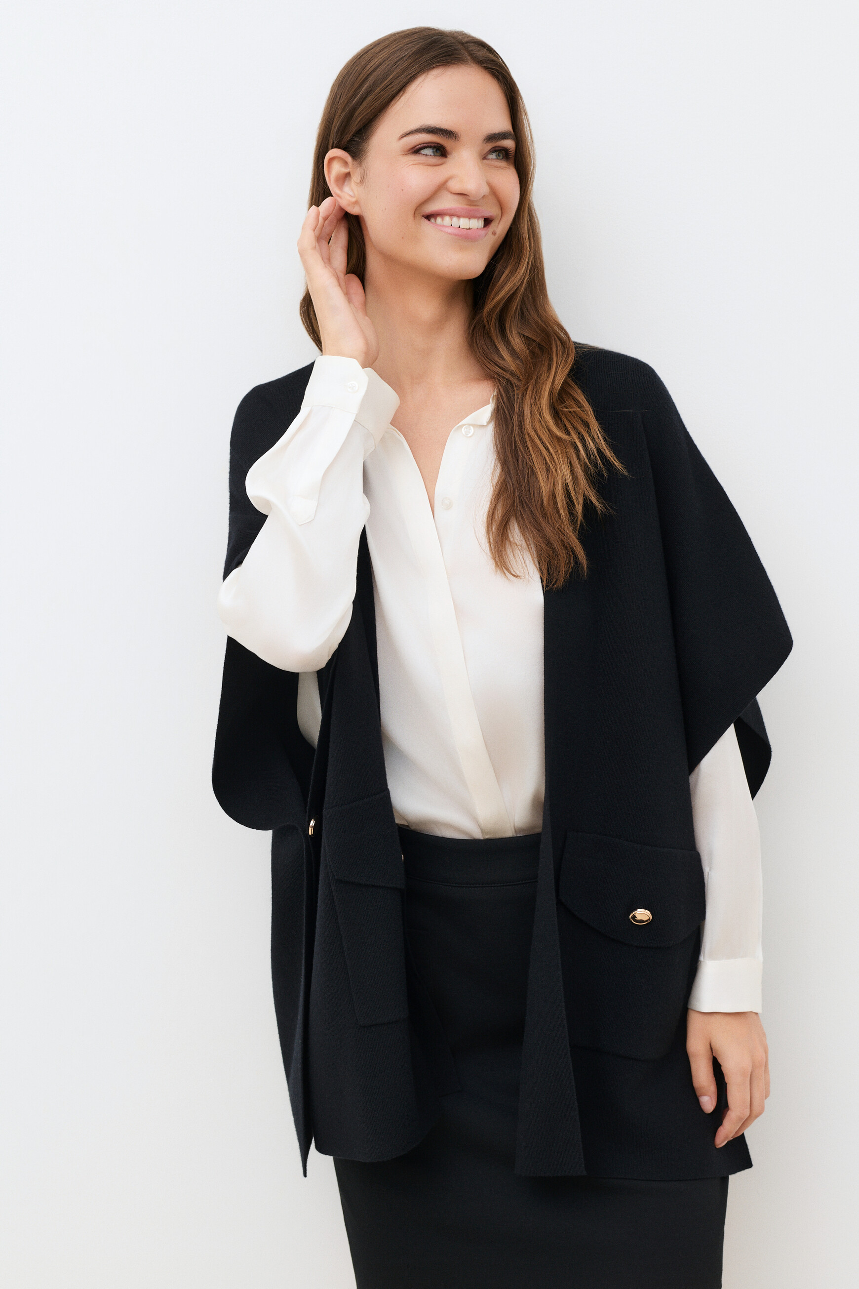 Poncho Hegil noir femme