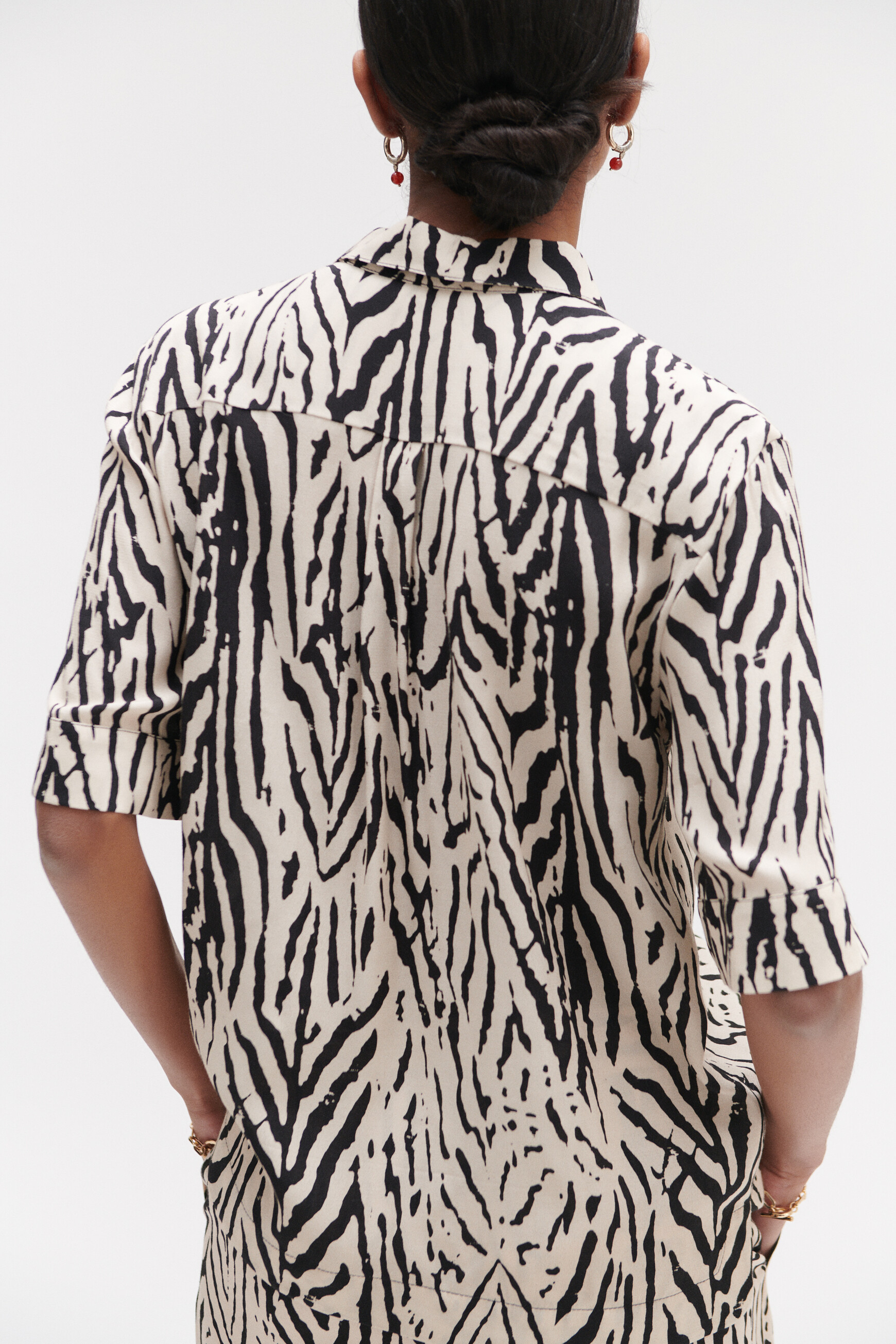 camisa zuma de cebra negro mujer Camisa Zuma de cebra negro mujer