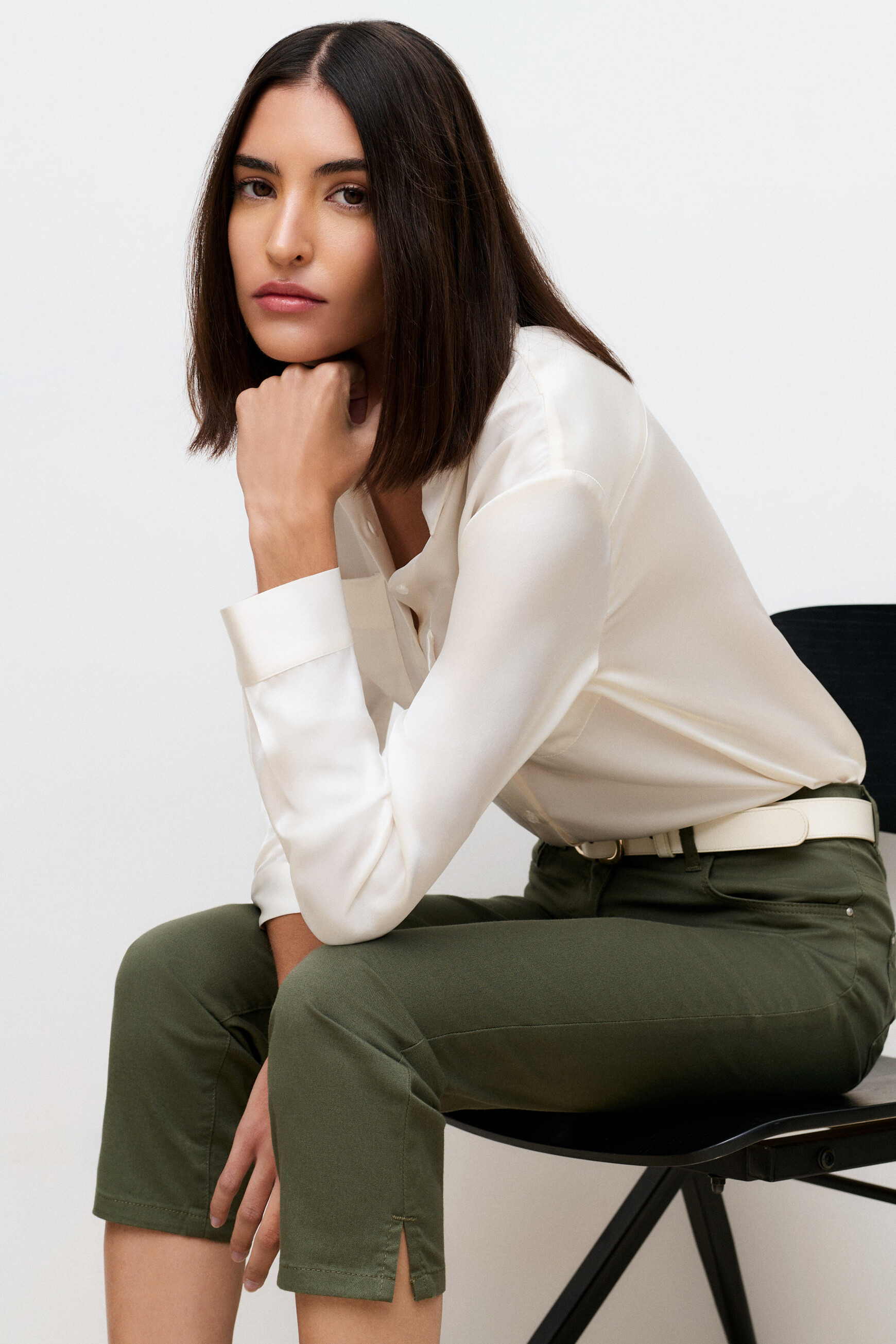 Pantalón pirata mason verde caqui mujer