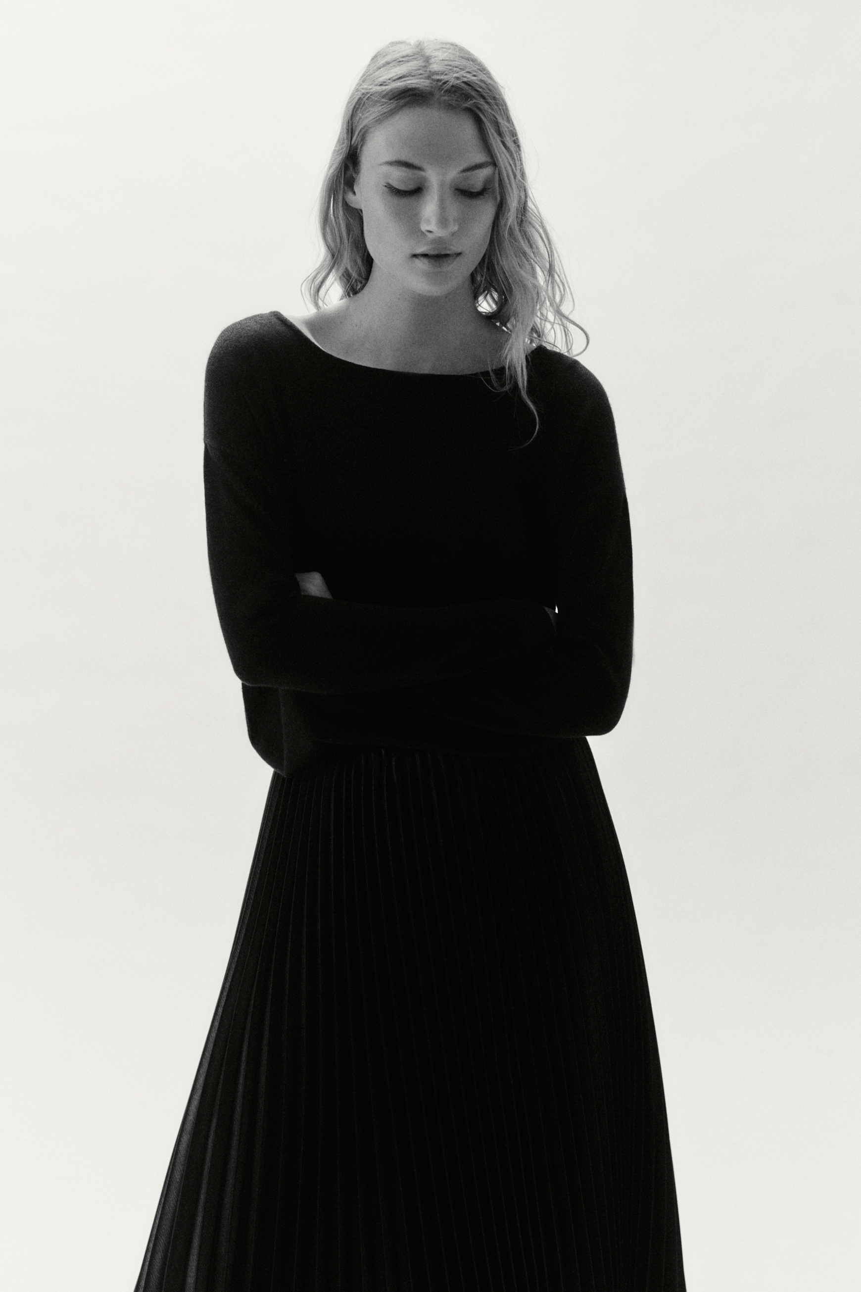 pull laura noir femme pull laura noir femme
