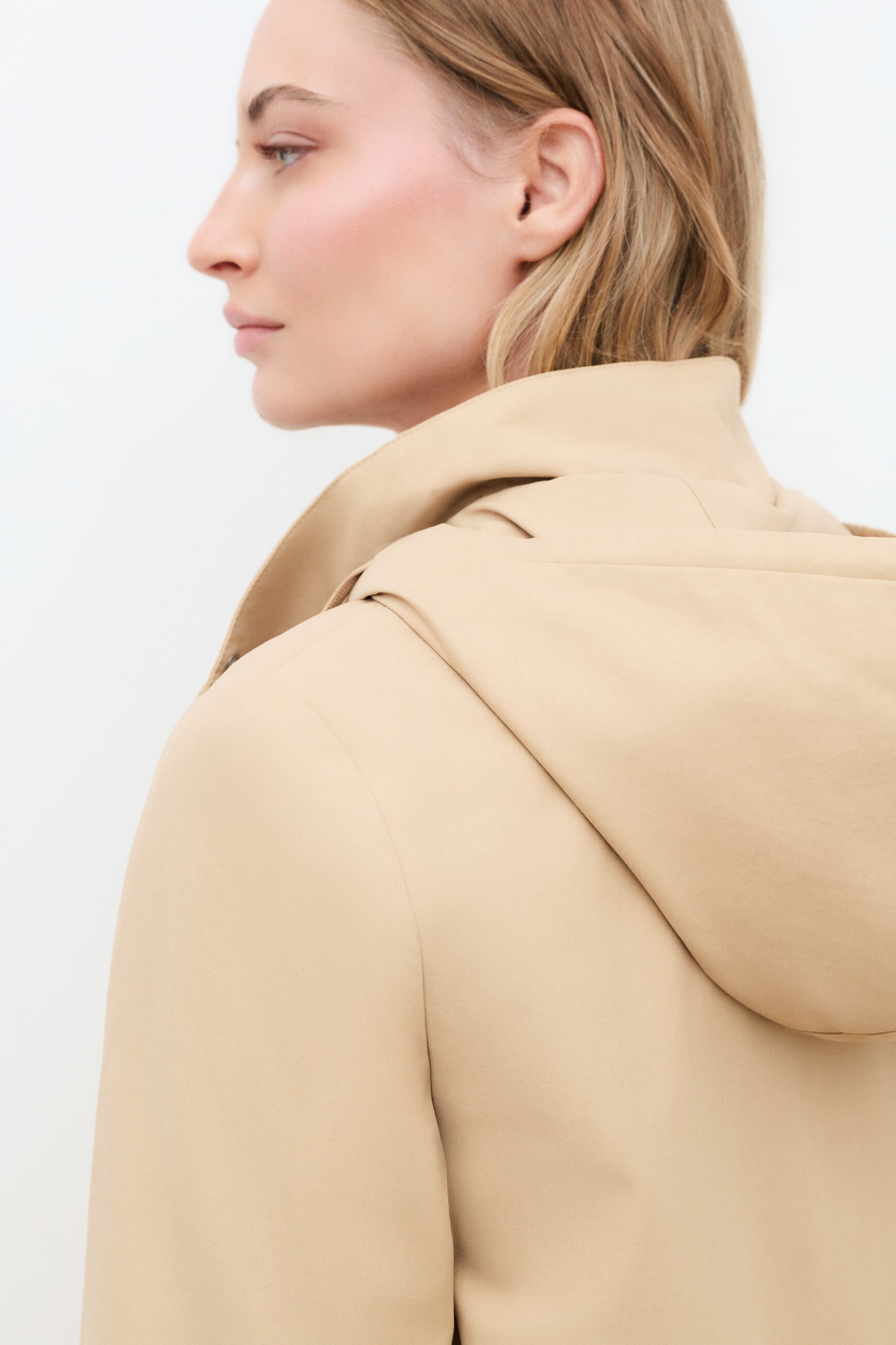 Gholly coat sand woman