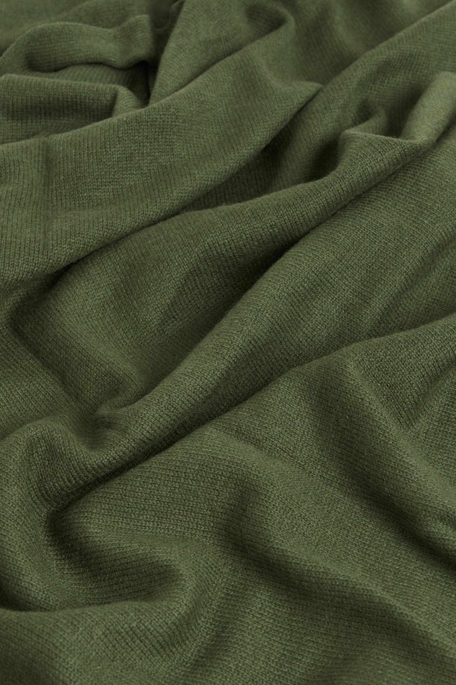mabel 100 cashmere scarf khaki green woman Mabel 100% cashmere scarf khaki green woman