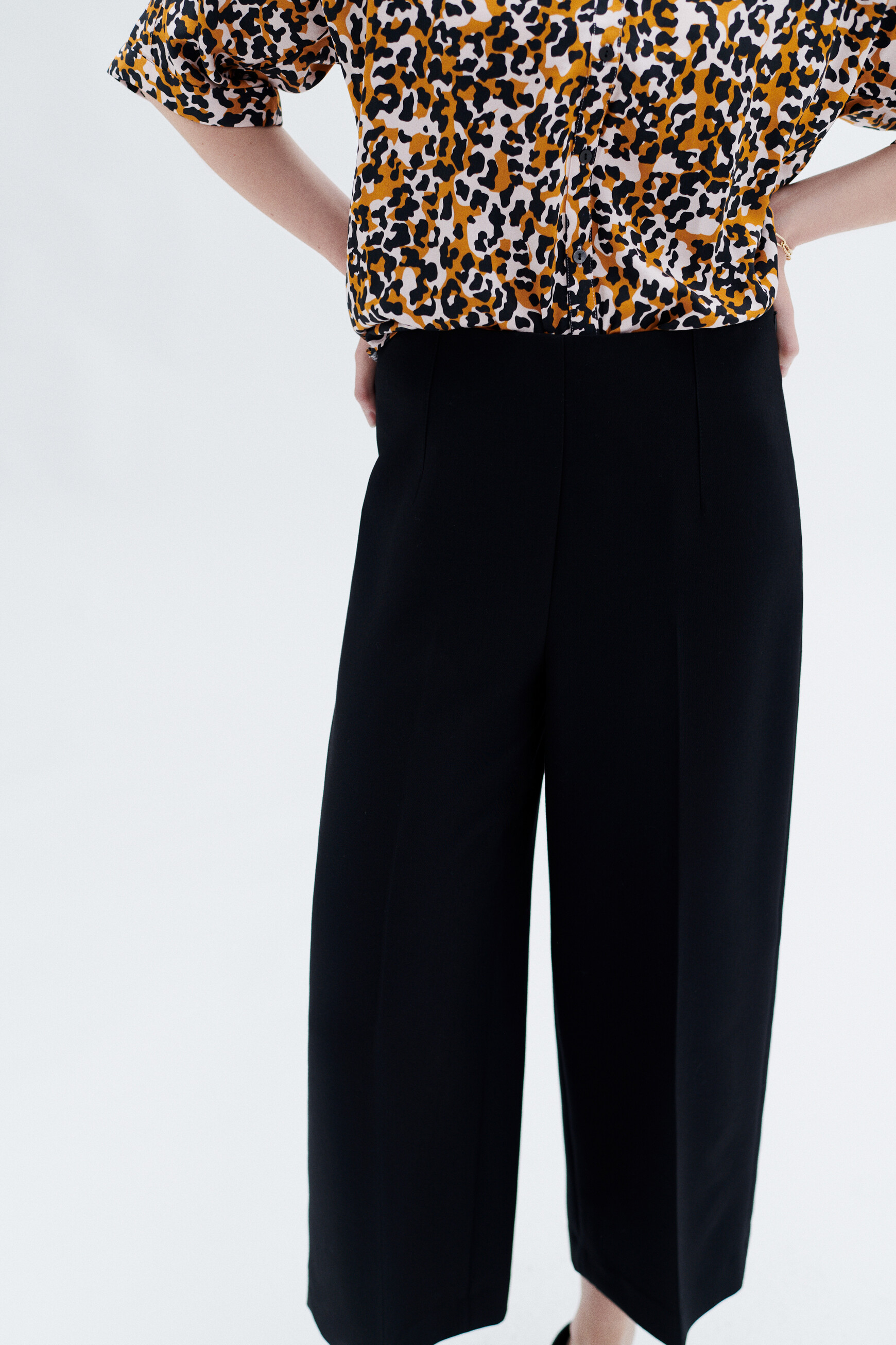 pantalon pierce noir femme Pantalon pierce noir femme