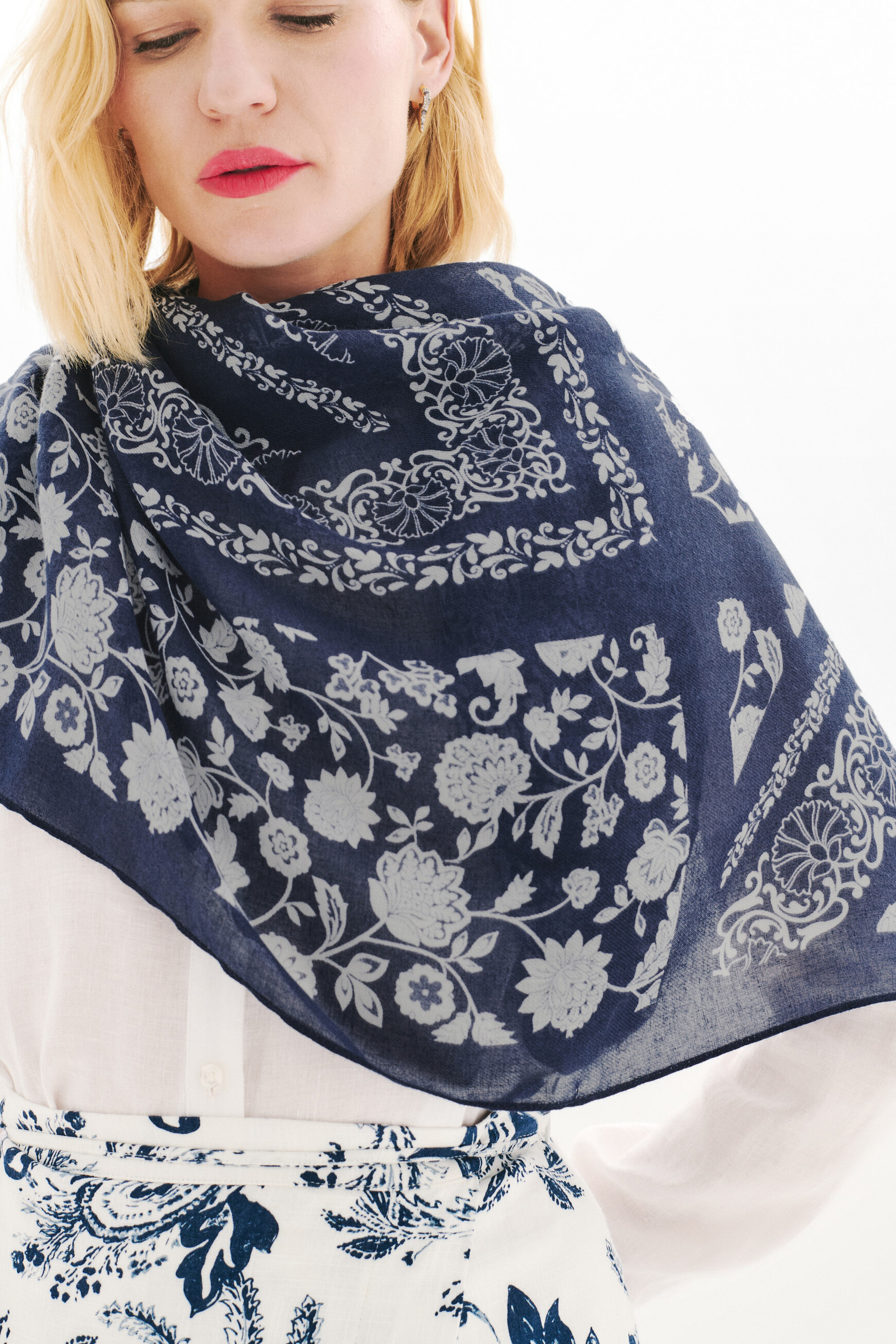 lysandre scarf navy blue woman Lysandre scarf navy blue woman