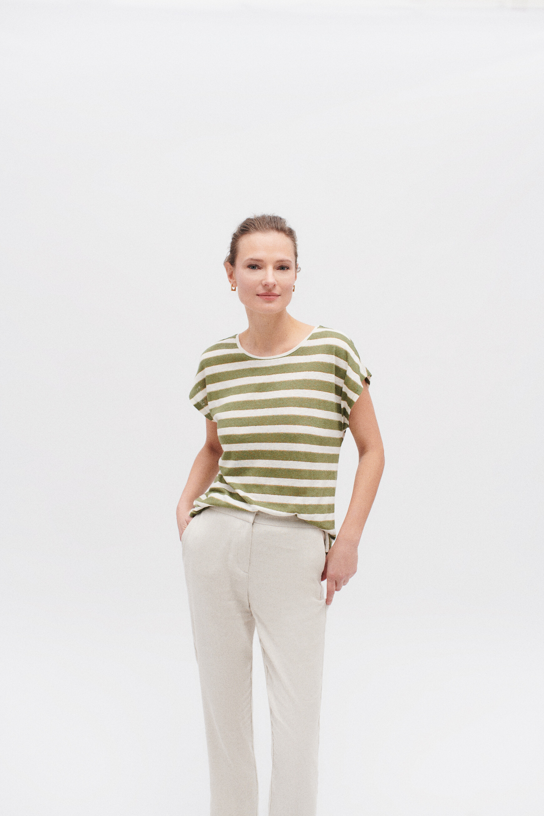 tshirt sylvie vert kaki femme tshirt sylvie vert kaki femme