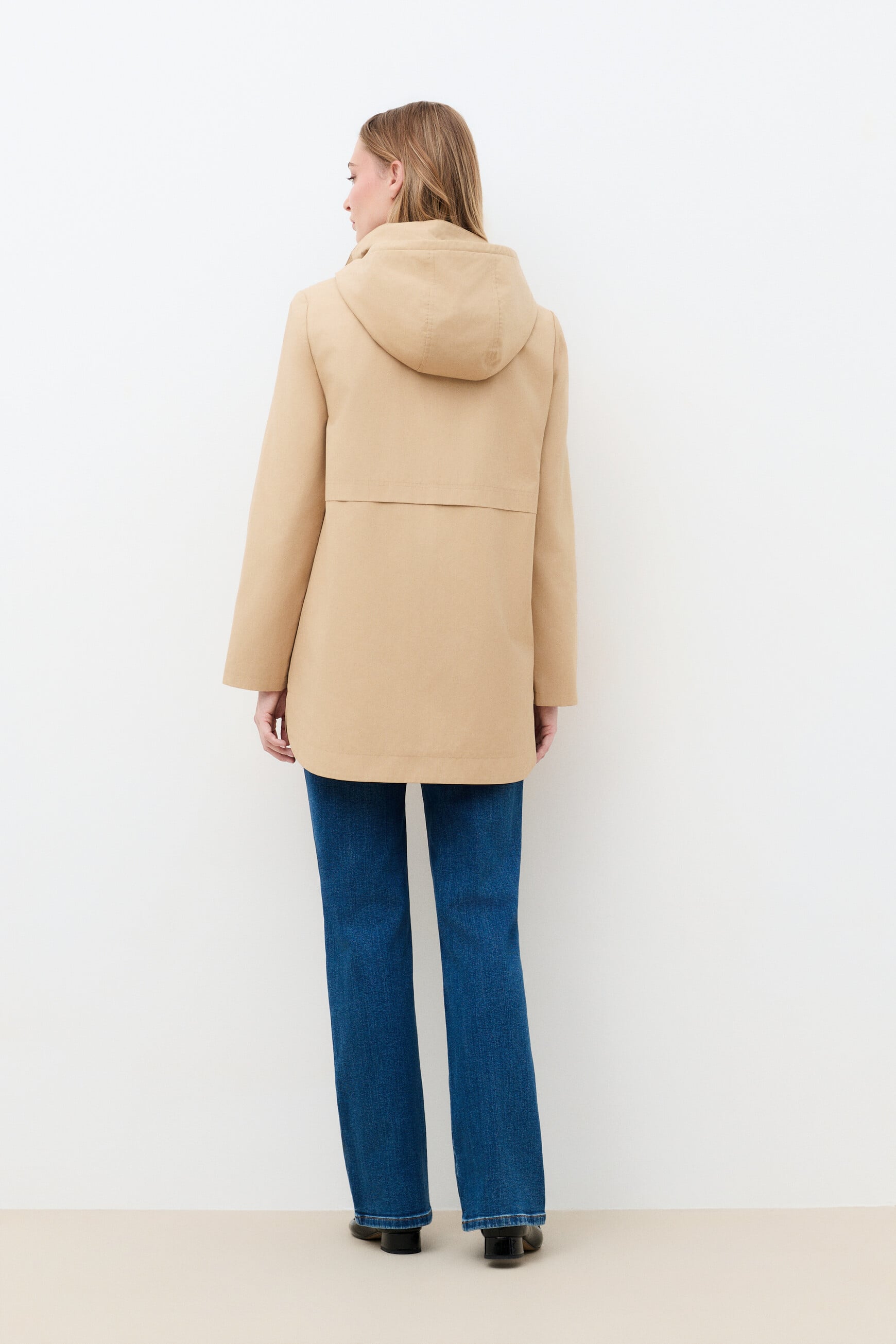 Gholly coat sand woman