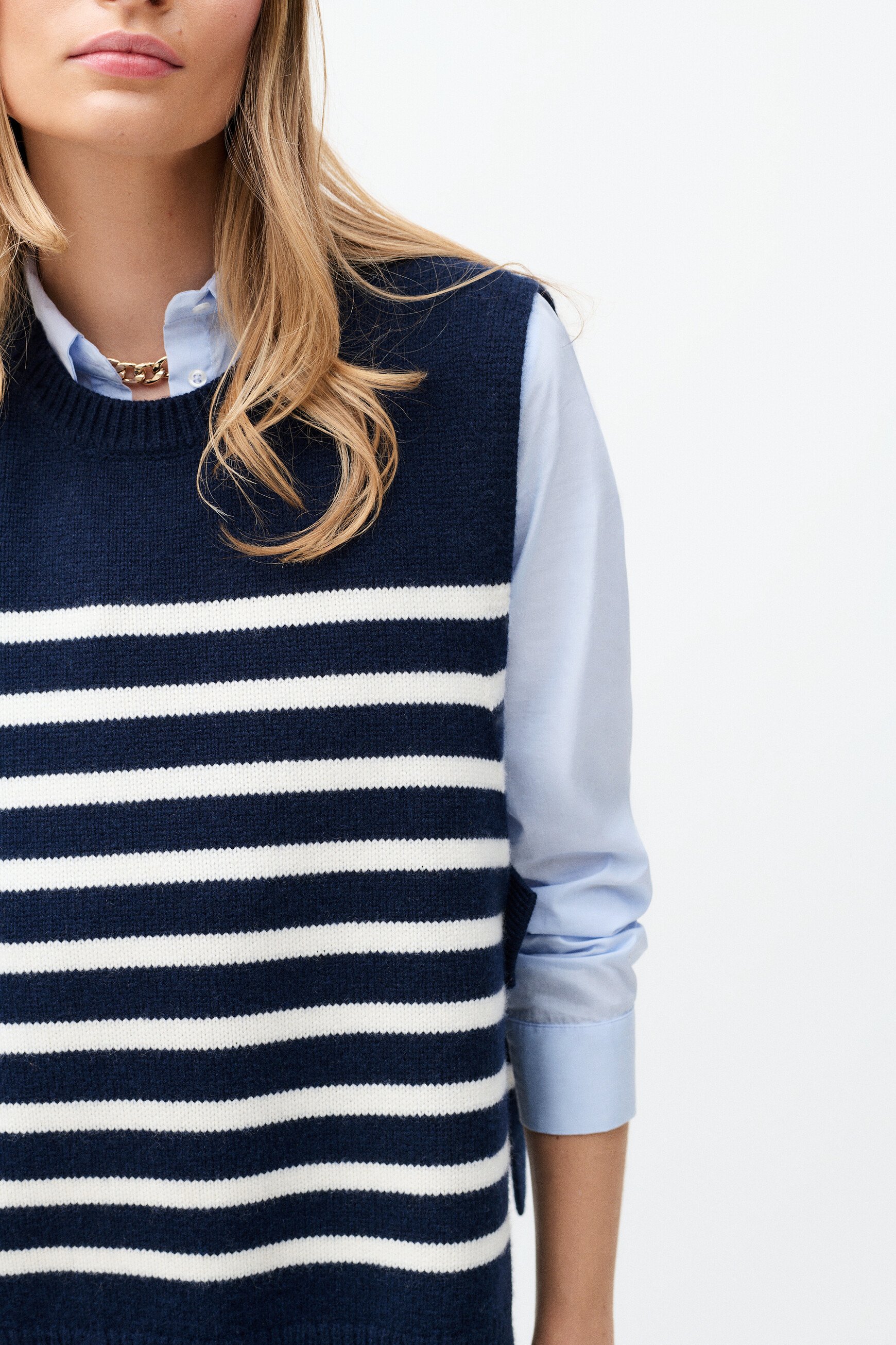 Poncho Hevy bleu marine femme