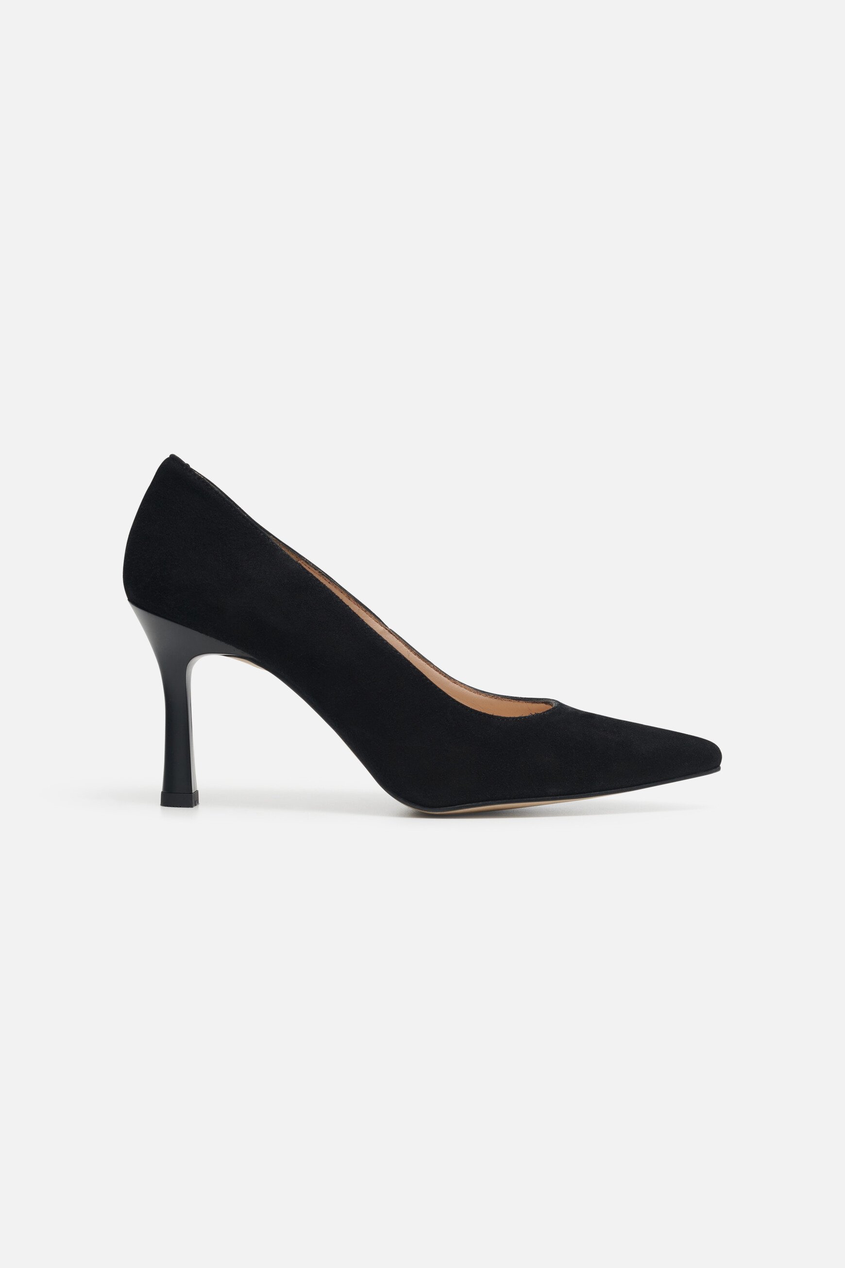 soupia shoes black woman