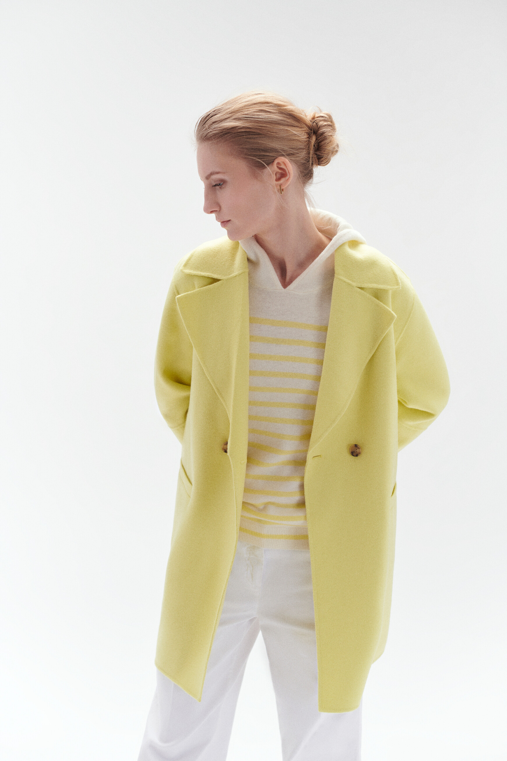 pull capuche leana jaune or femme