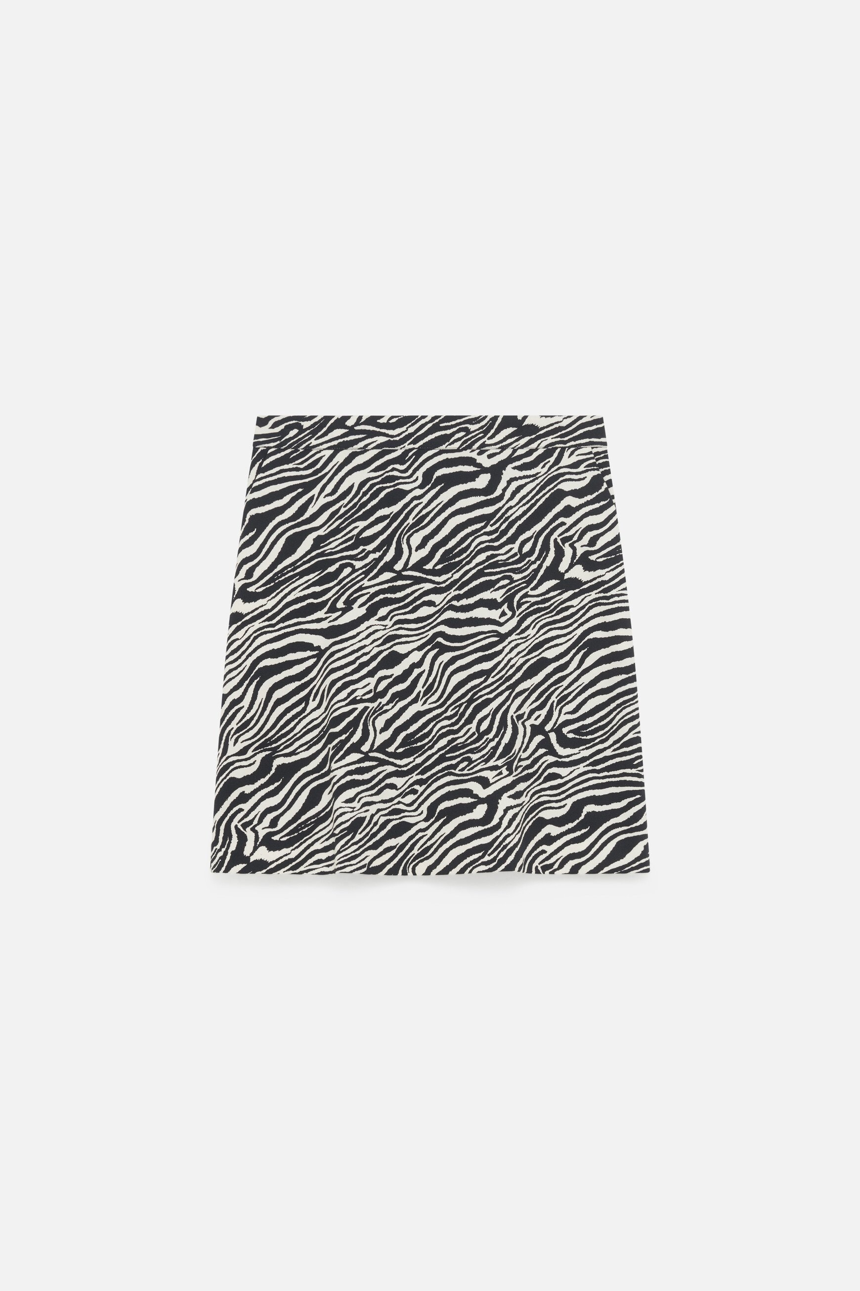janya2 skirt black woman