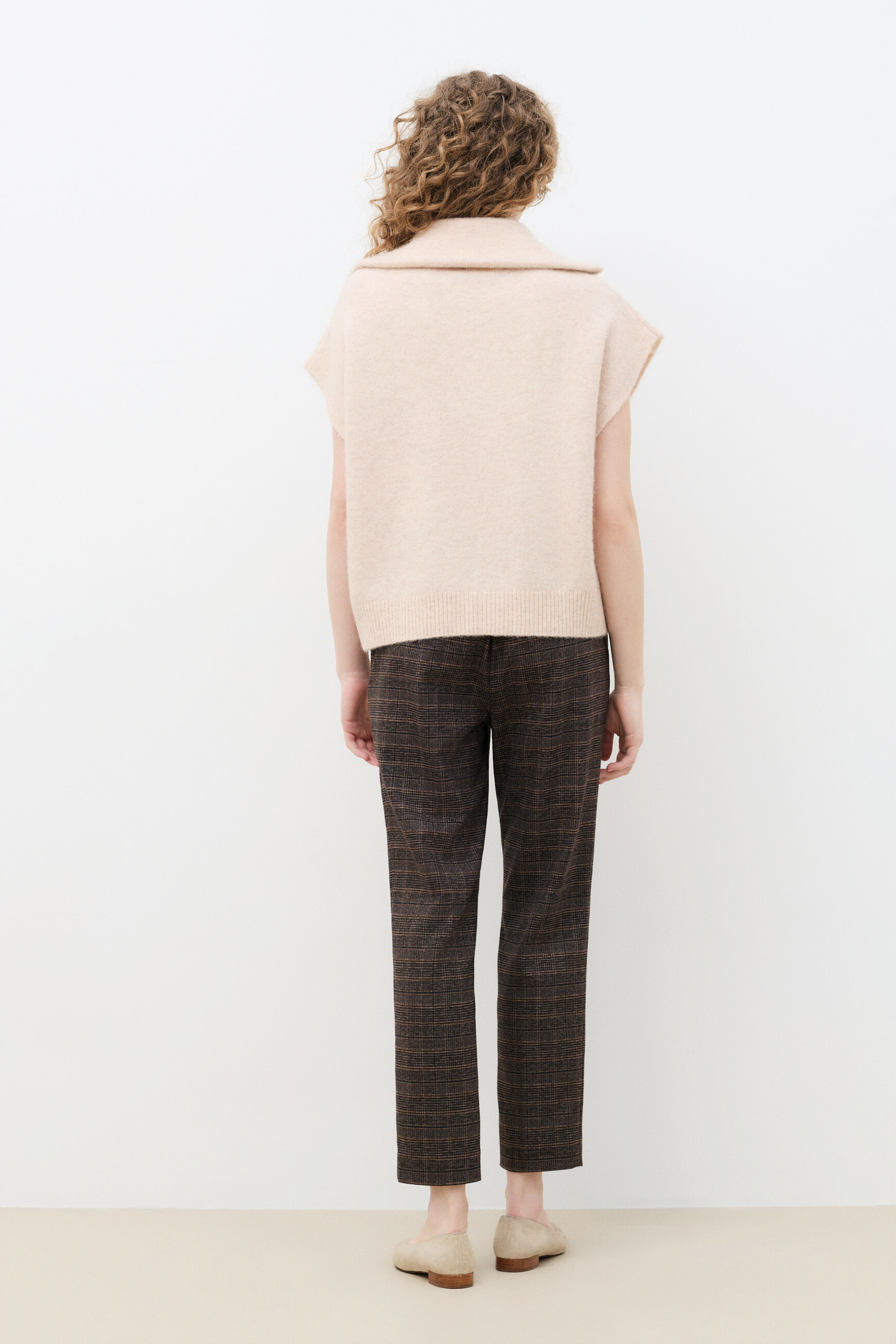 Mitch cardigan sand woman