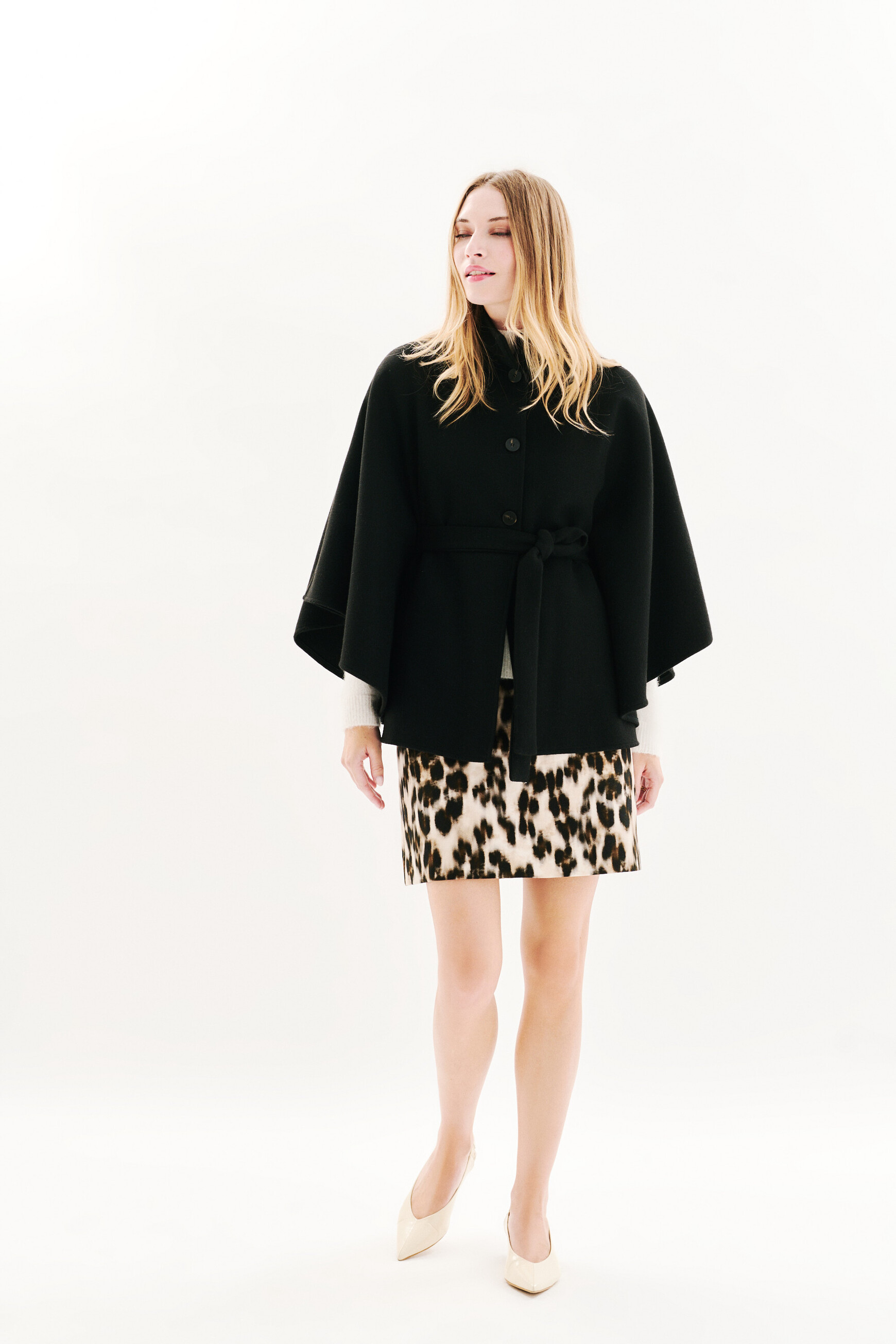 poncho hacaro uni noir femme Poncho hacaro uni noir femme