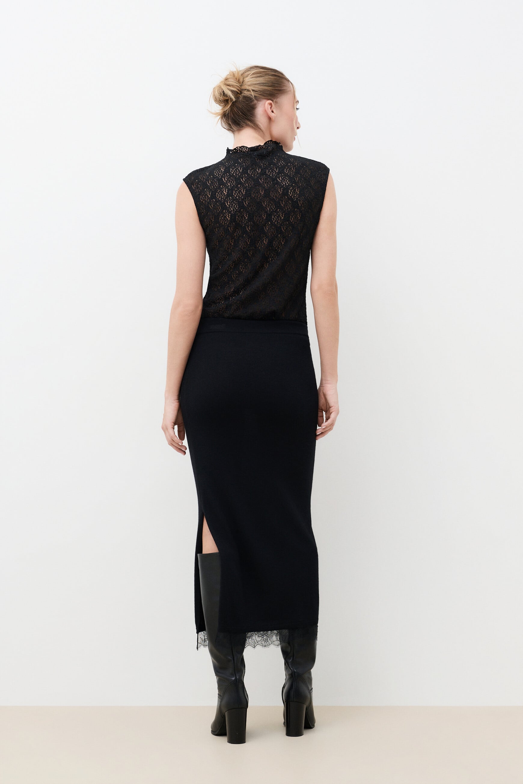 Jclaudine skirt black woman