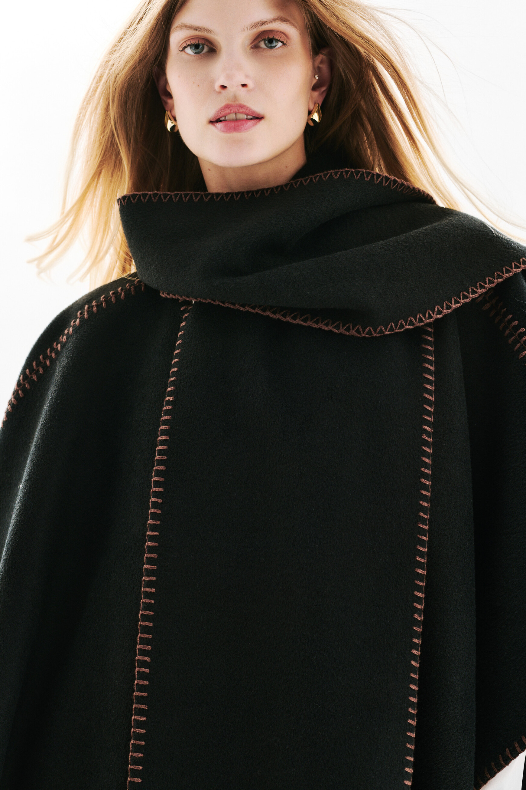 Hester poncho black woman