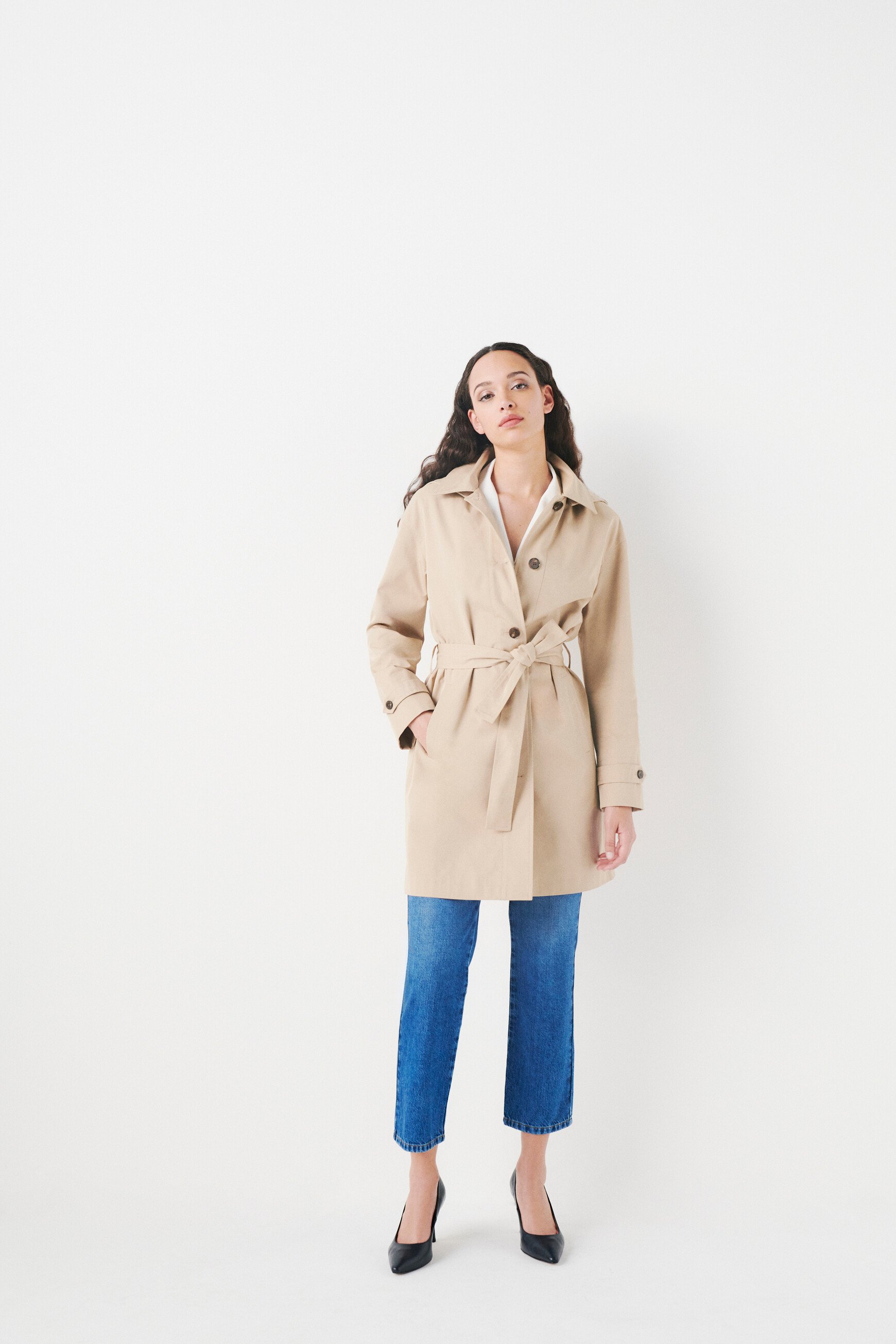 trench gabardine zand vrouw trench gabardine zand vrouw