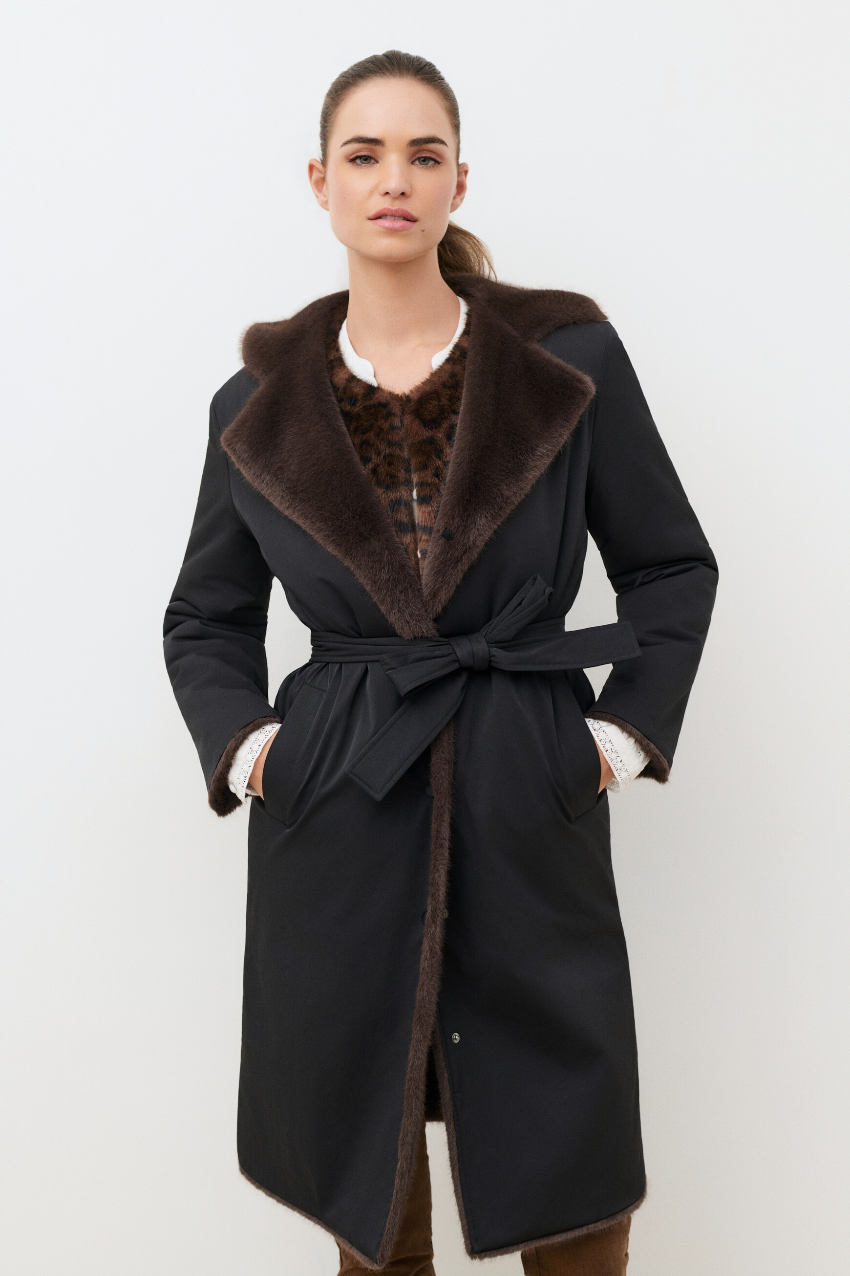 Gadrian coat black woman