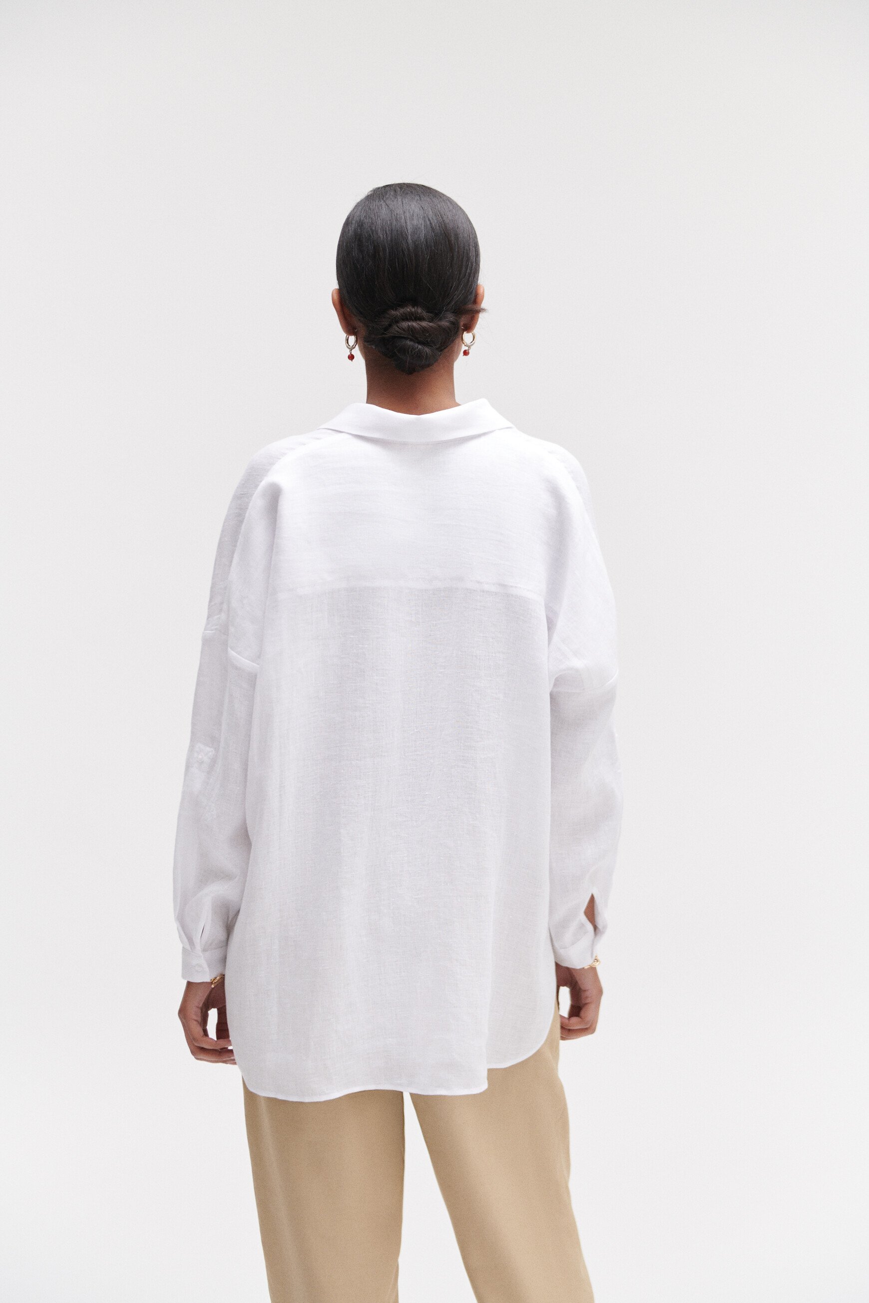 100 linnen hemd sandy oversized wit vrouw 100% linnen hemd Sandy, oversized wit vrouw