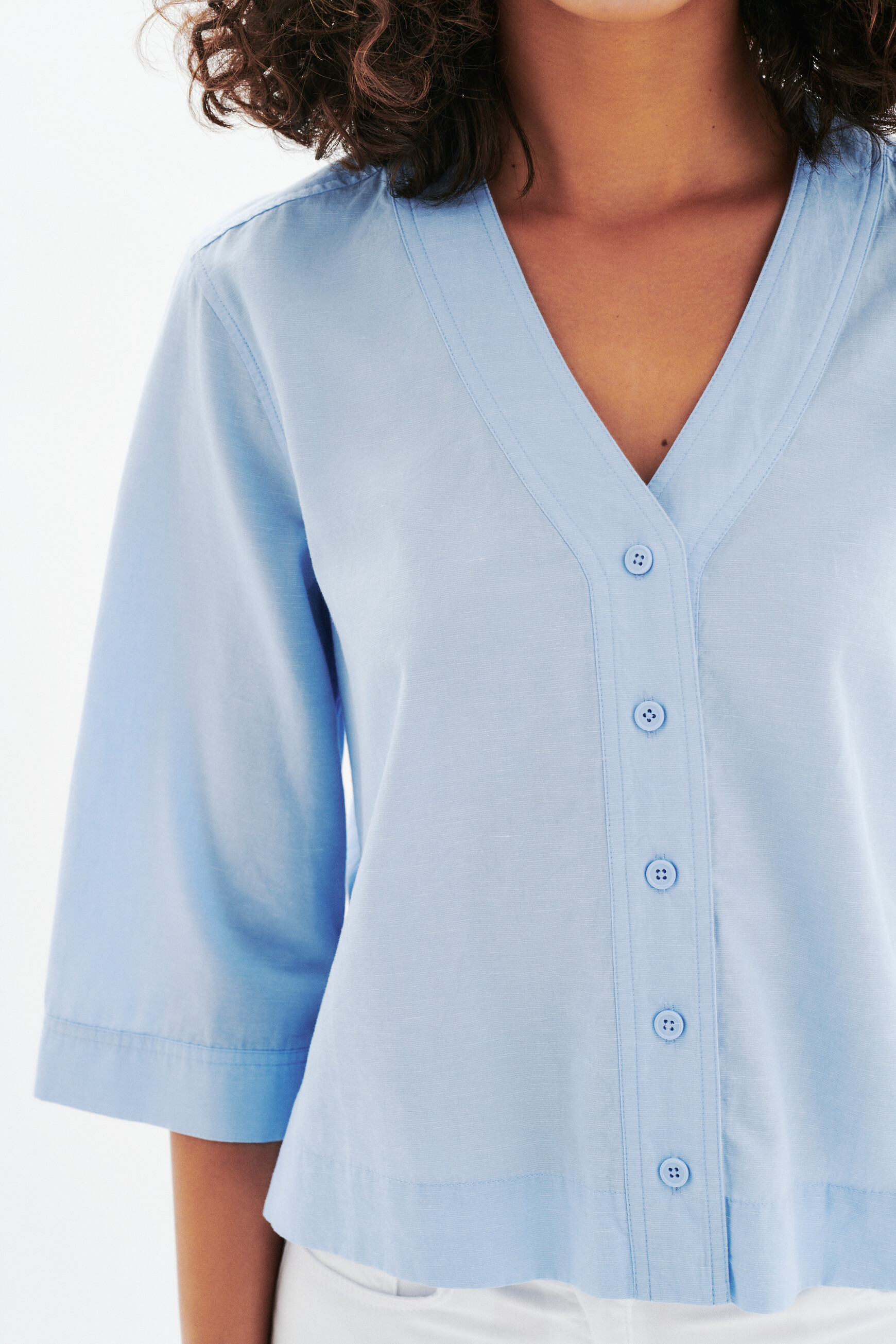 camisa calisa azul ceu mulher Camisa Calisa azul céu mulher
